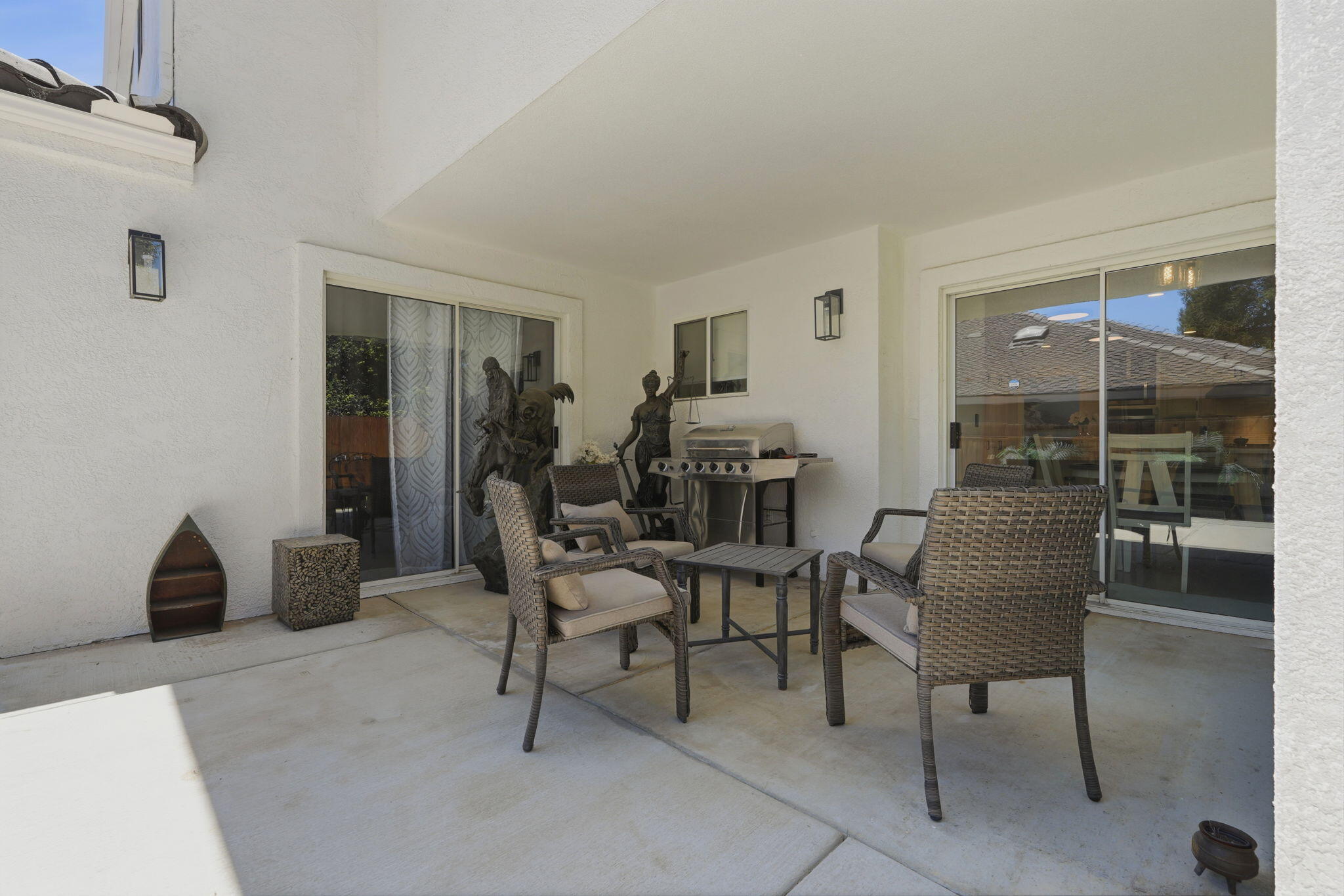 5622 W Prospect Ct, Visalia, CA 93291