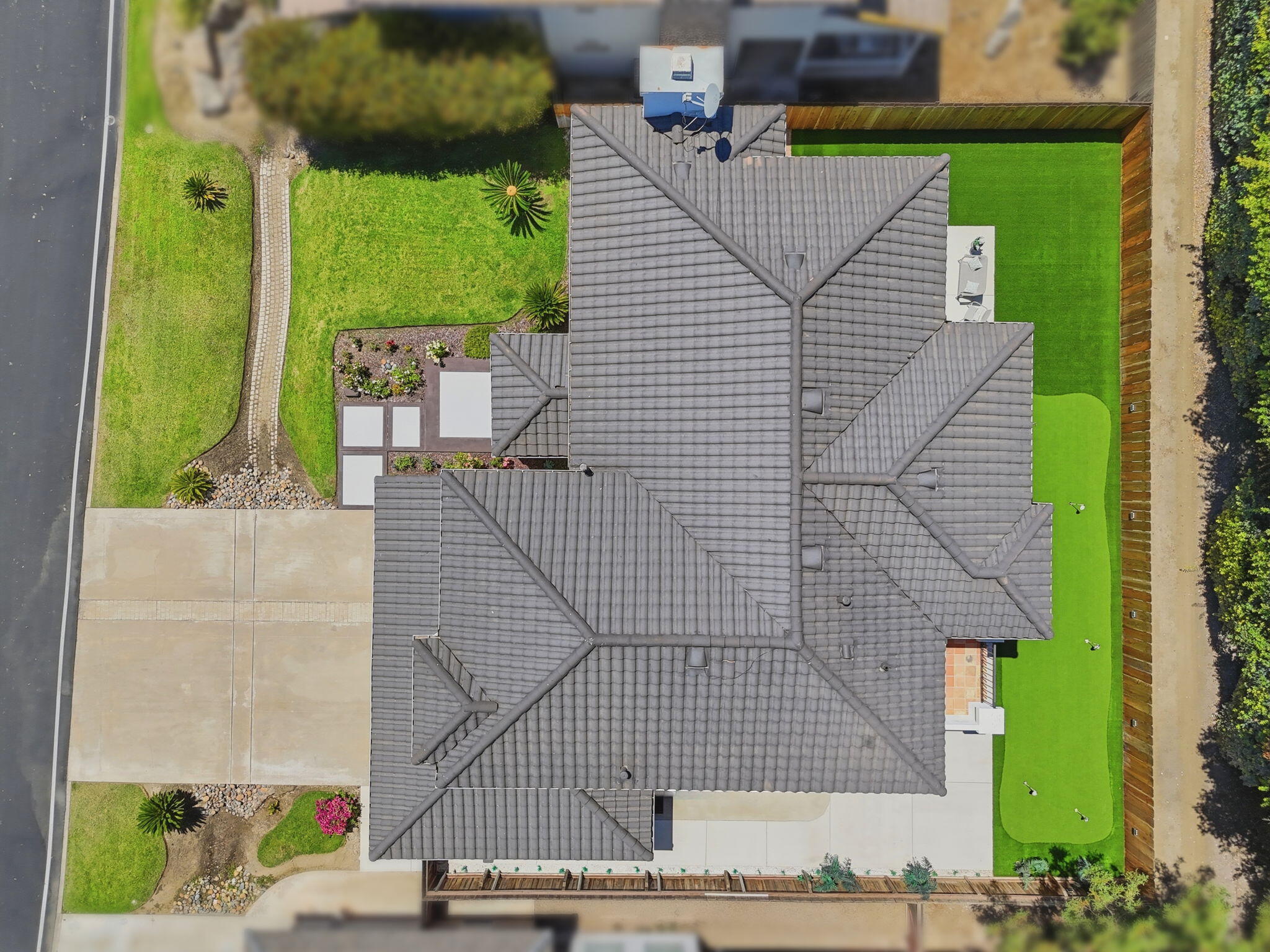 5622 W Prospect Ct, Visalia, CA 93291