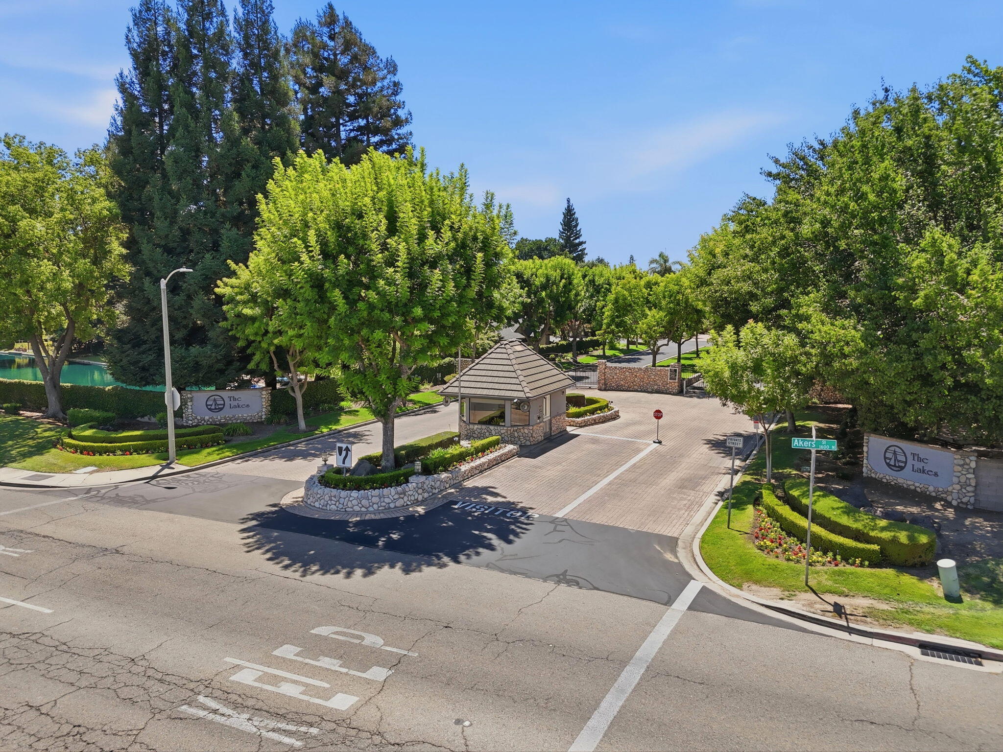 5622 W Prospect Ct, Visalia, CA 93291