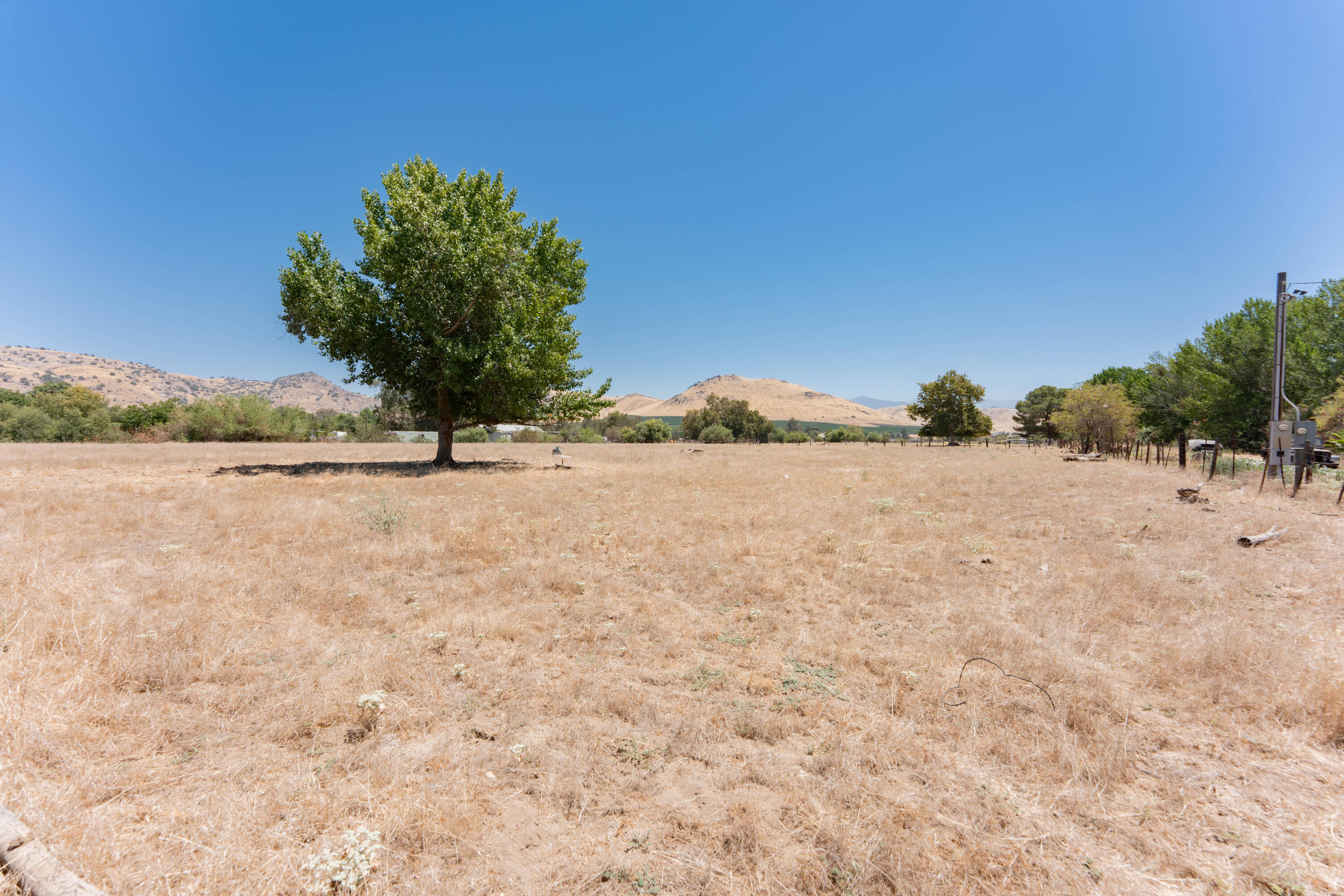 27298 Ave 146a, Porterville, CA 93257