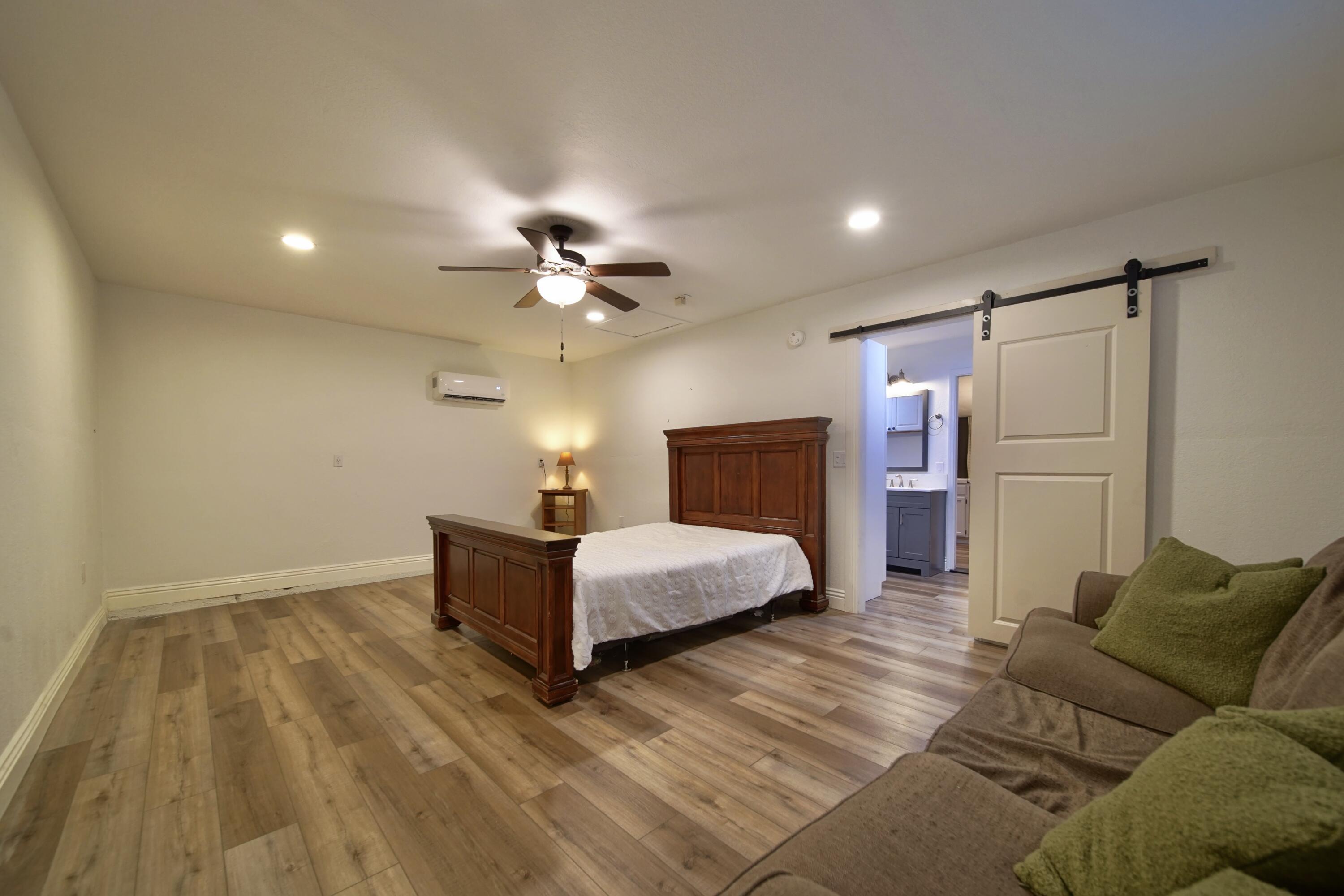 1312 N York St, Porterville, CA 93257