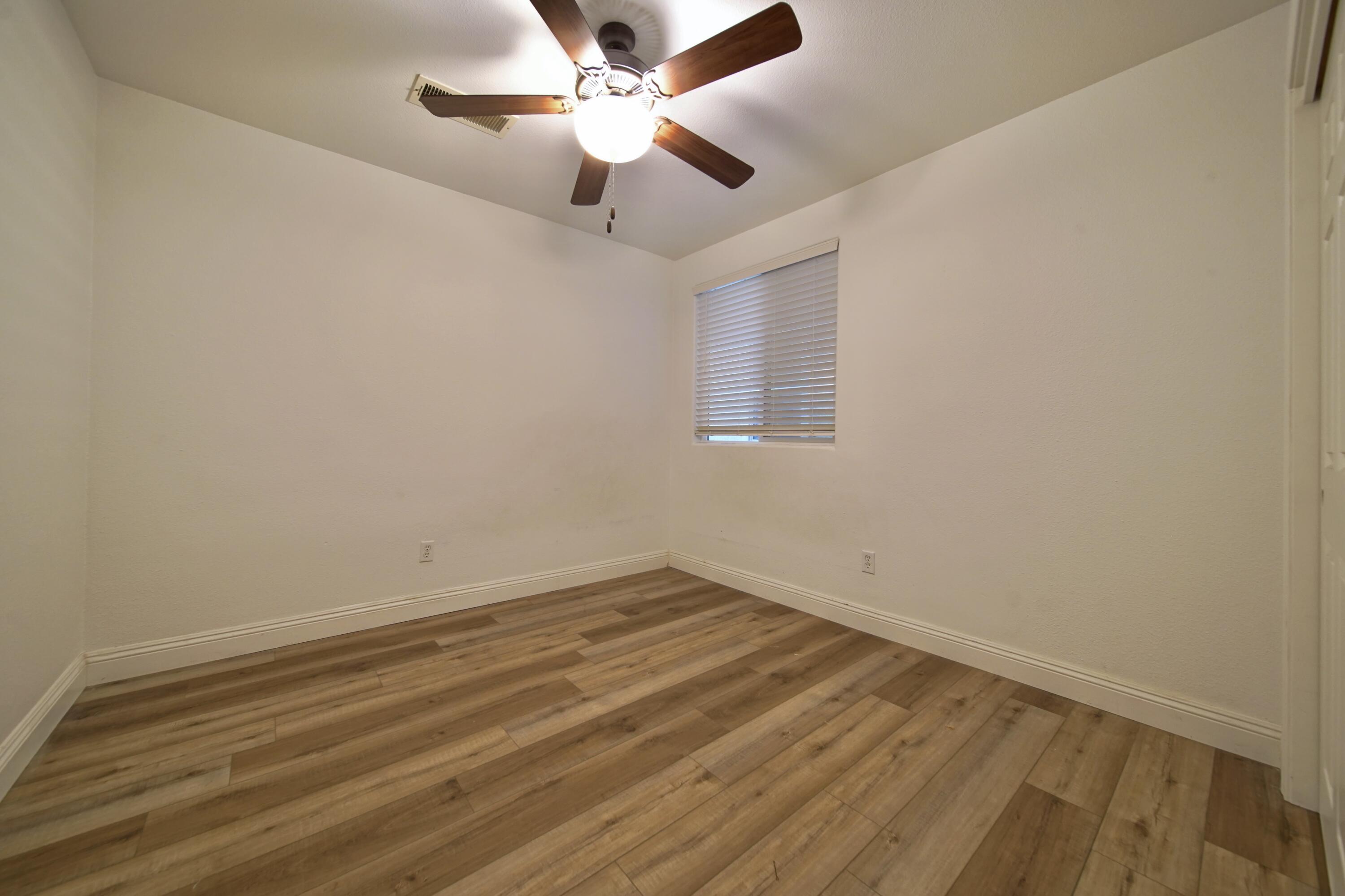 1312 N York St, Porterville, CA 93257