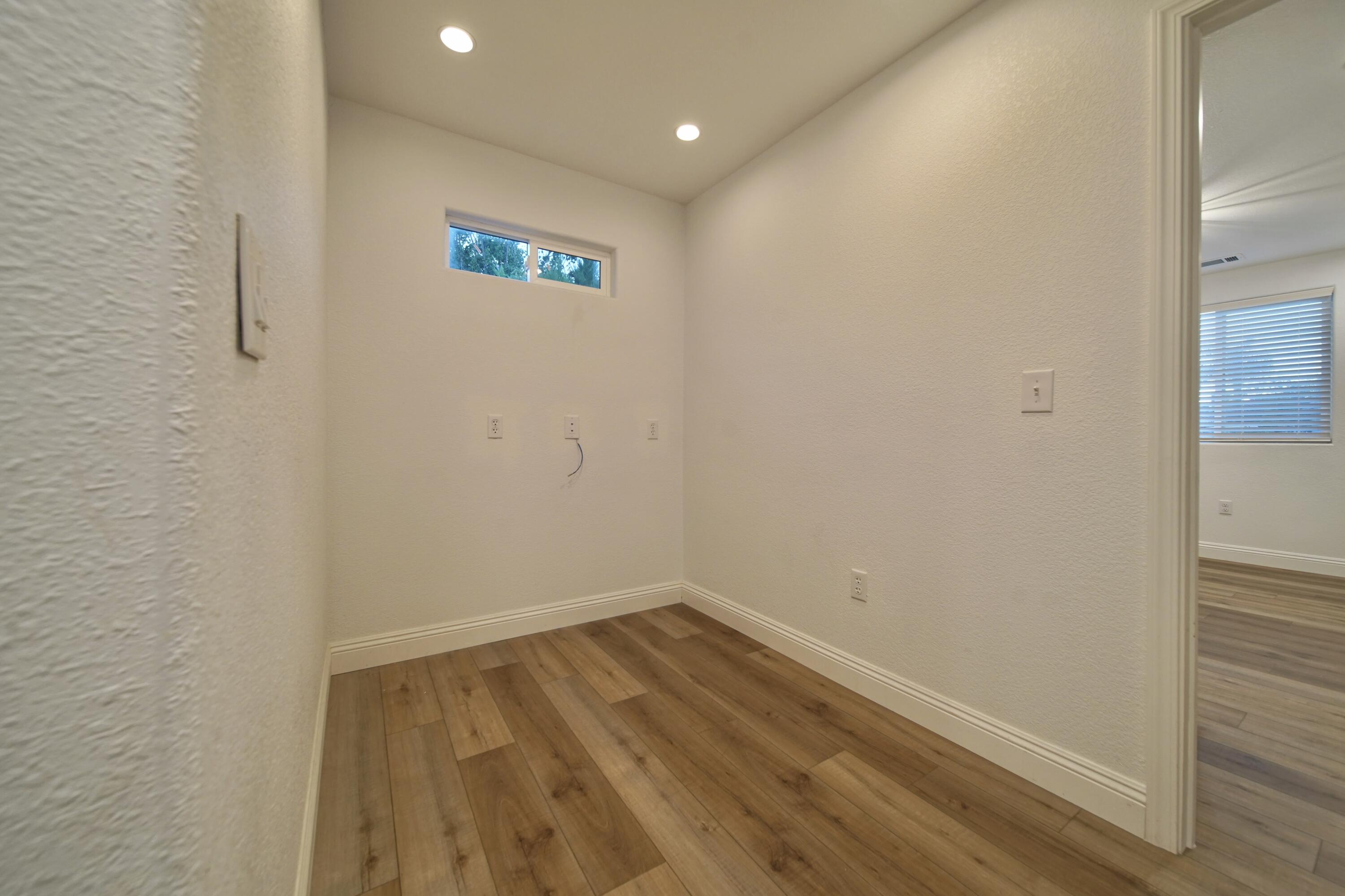 1312 N York St, Porterville, CA 93257