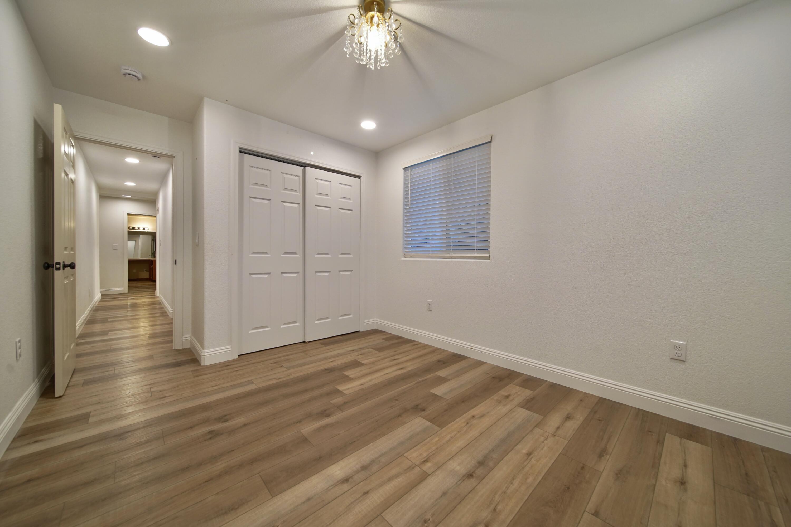 1312 N York St, Porterville, CA 93257
