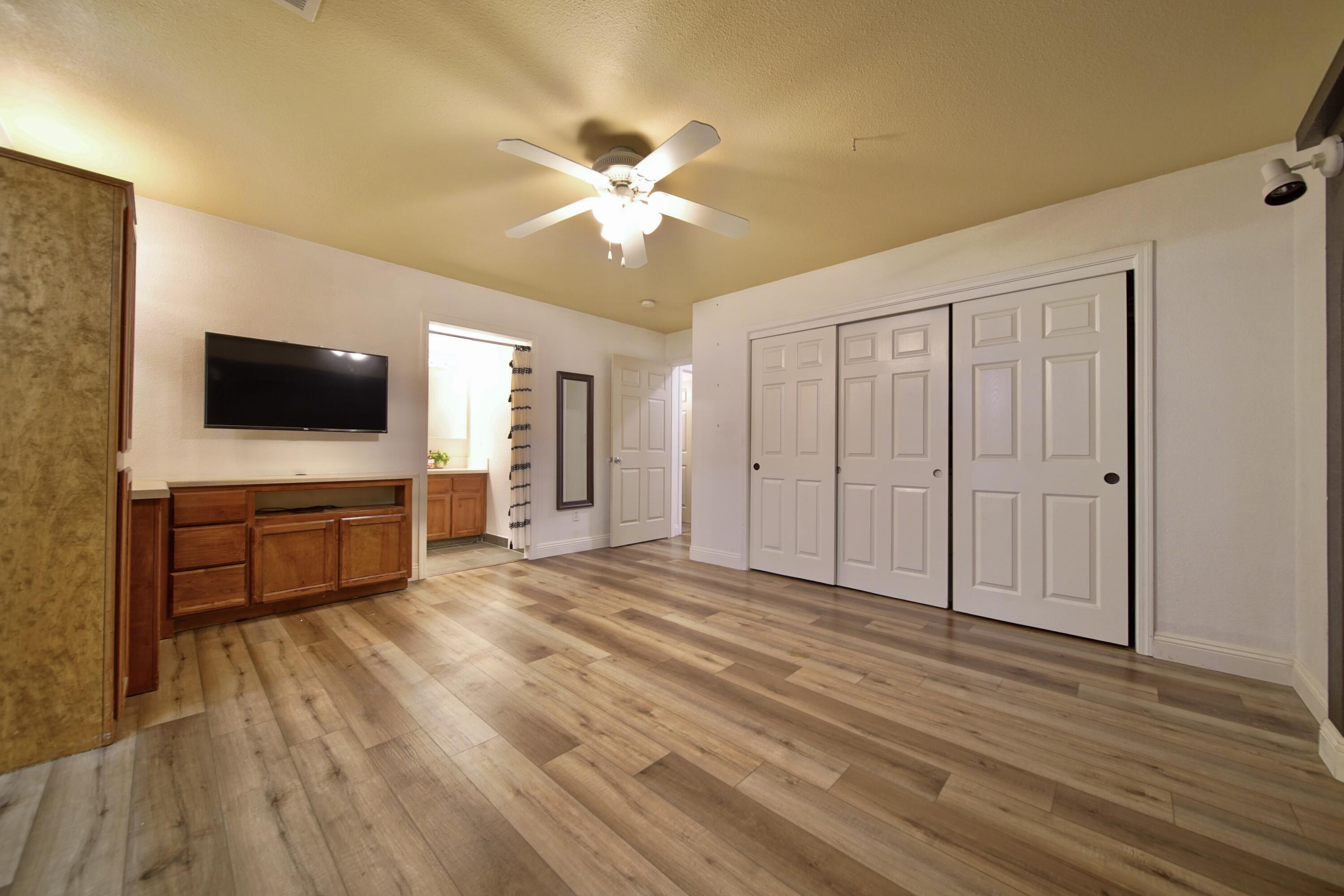 1312 N York St, Porterville, CA 93257