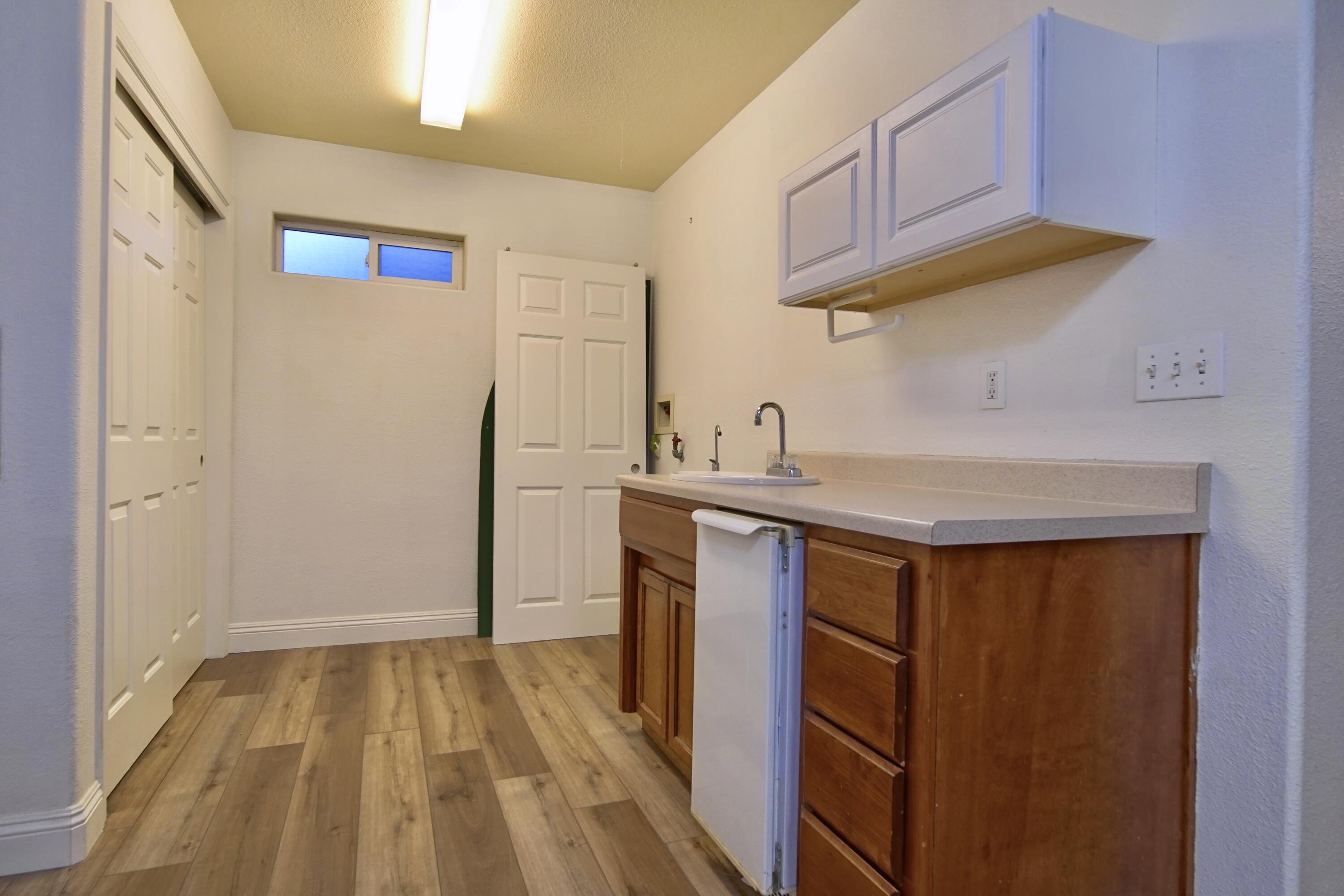 1312 N York St, Porterville, CA 93257
