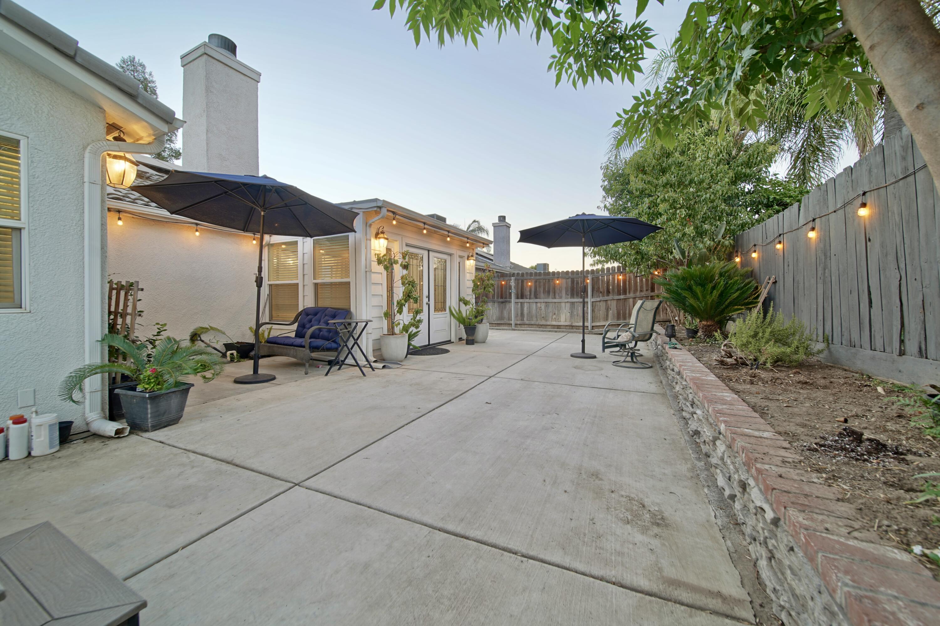 1312 N York St, Porterville, CA 93257