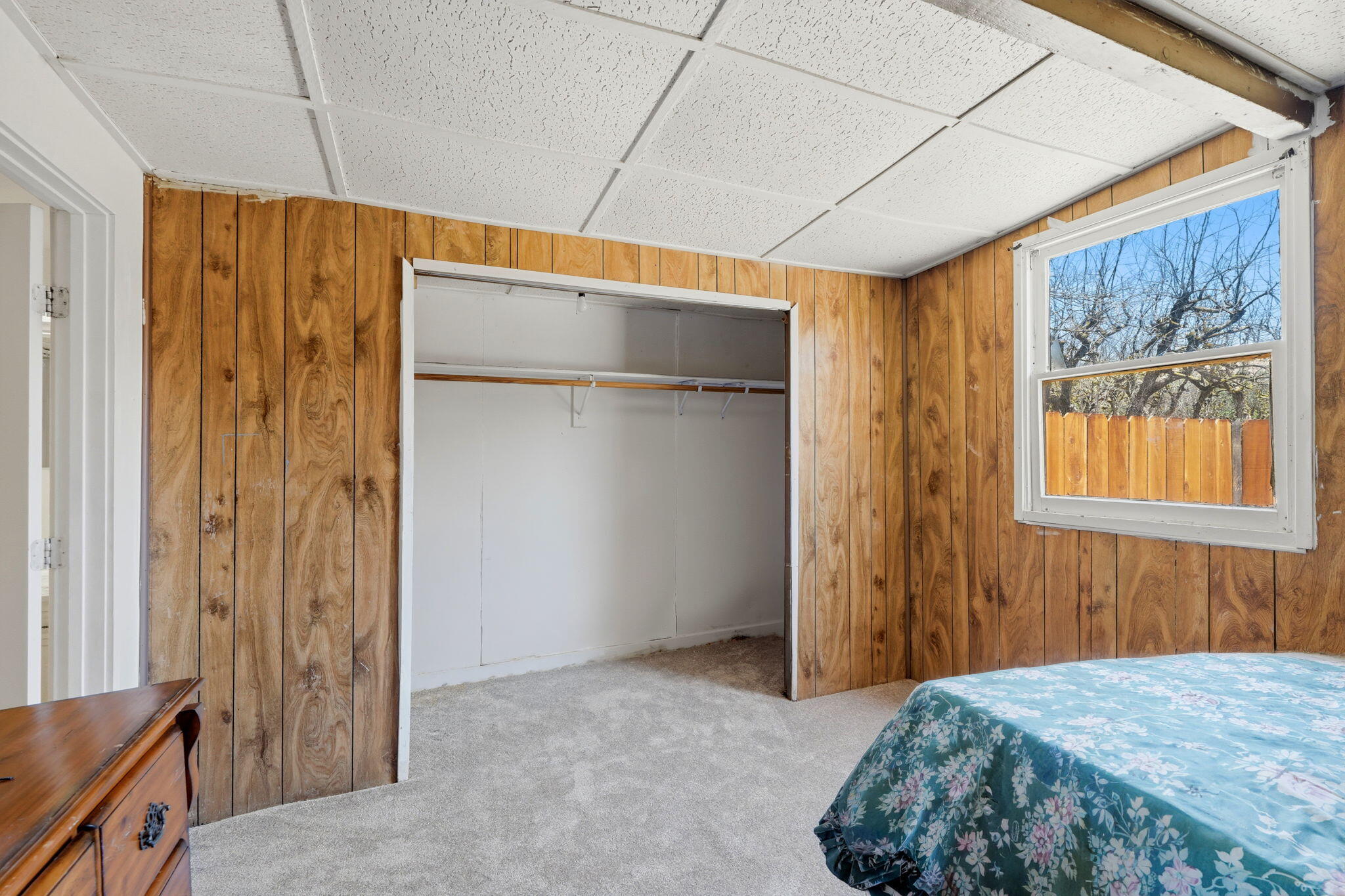 1098 N Foothill, Lindsay, CA 93247