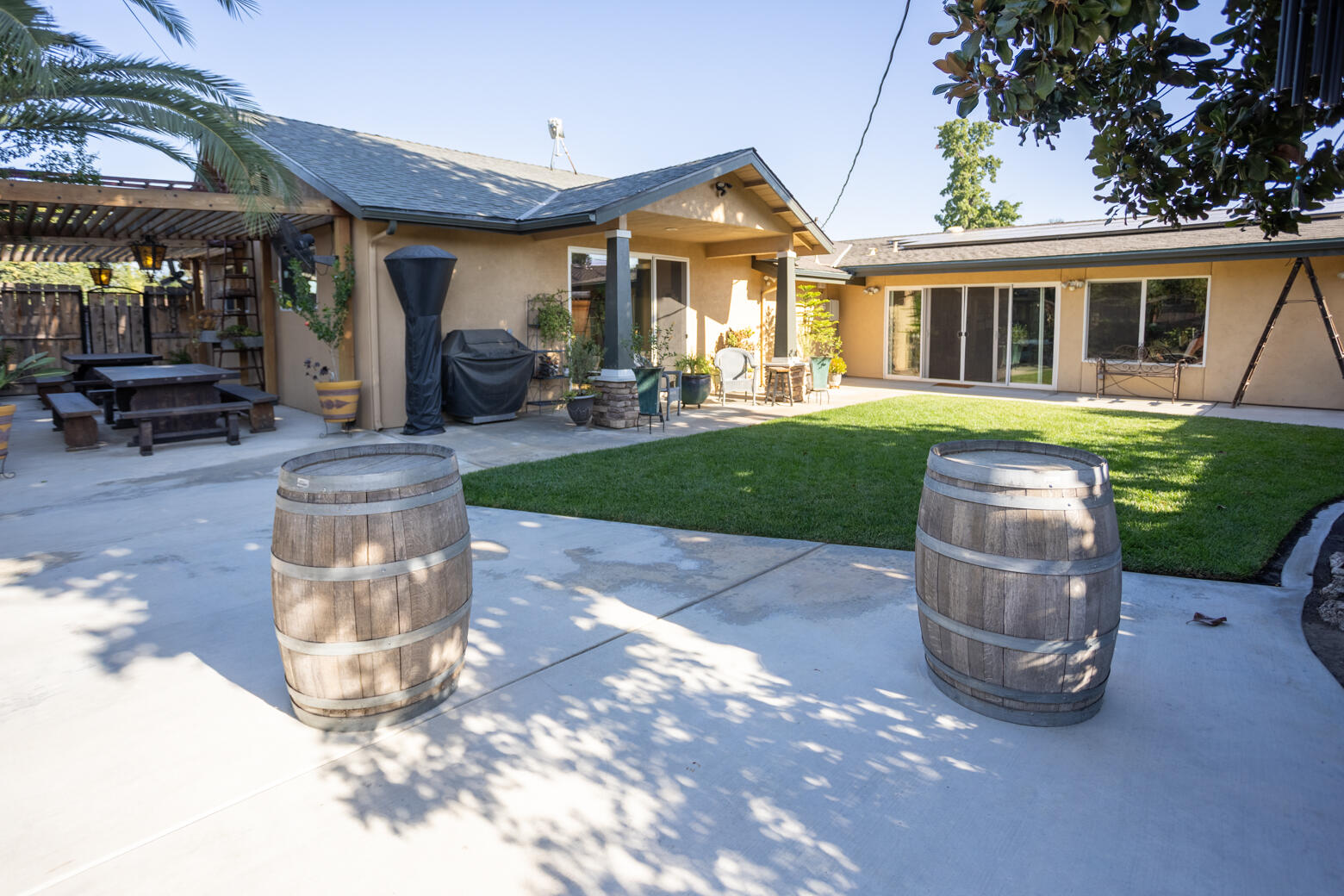 823 W Kanai Ave, Porterville, CA 93257
