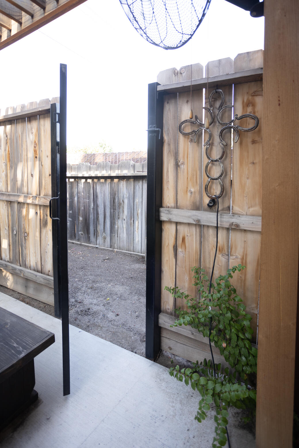 823 W Kanai Ave, Porterville, CA 93257