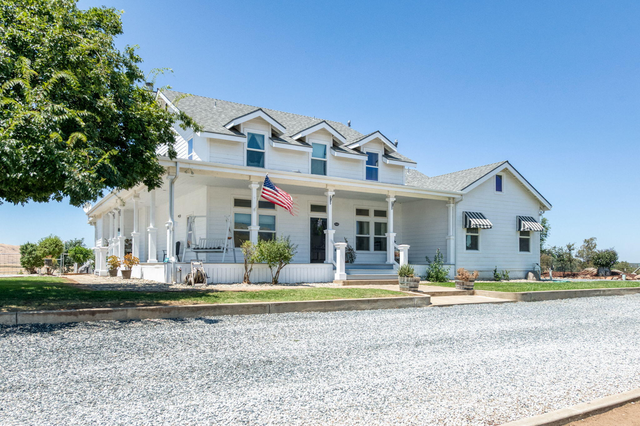 1969 N Pederson Ave, Sanger, CA 93657