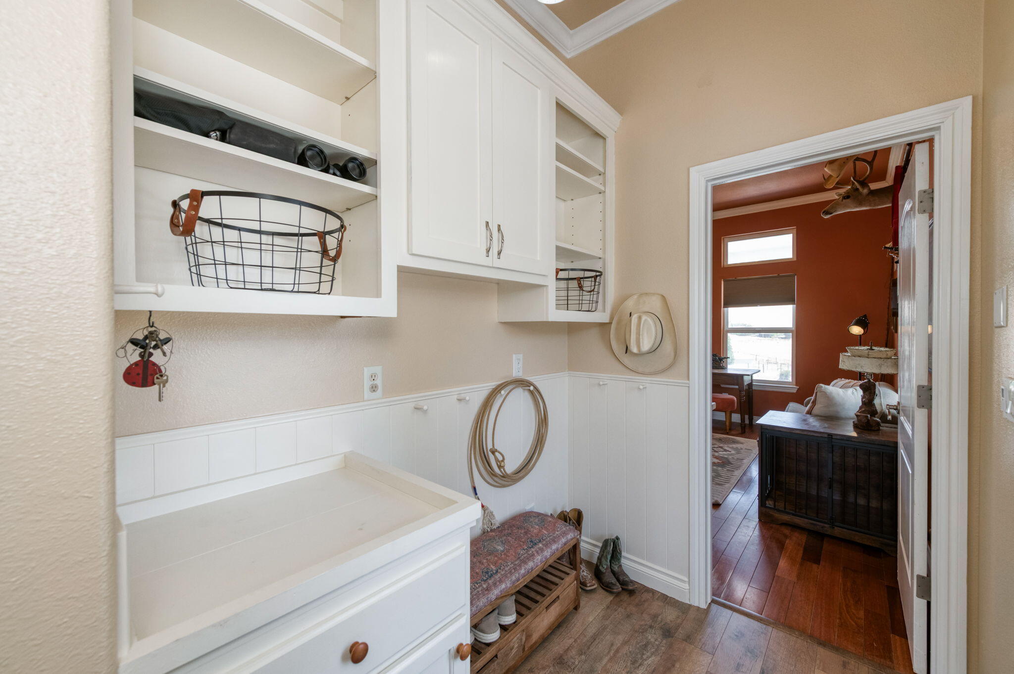 1969 N Pederson Ave, Sanger, CA 93657