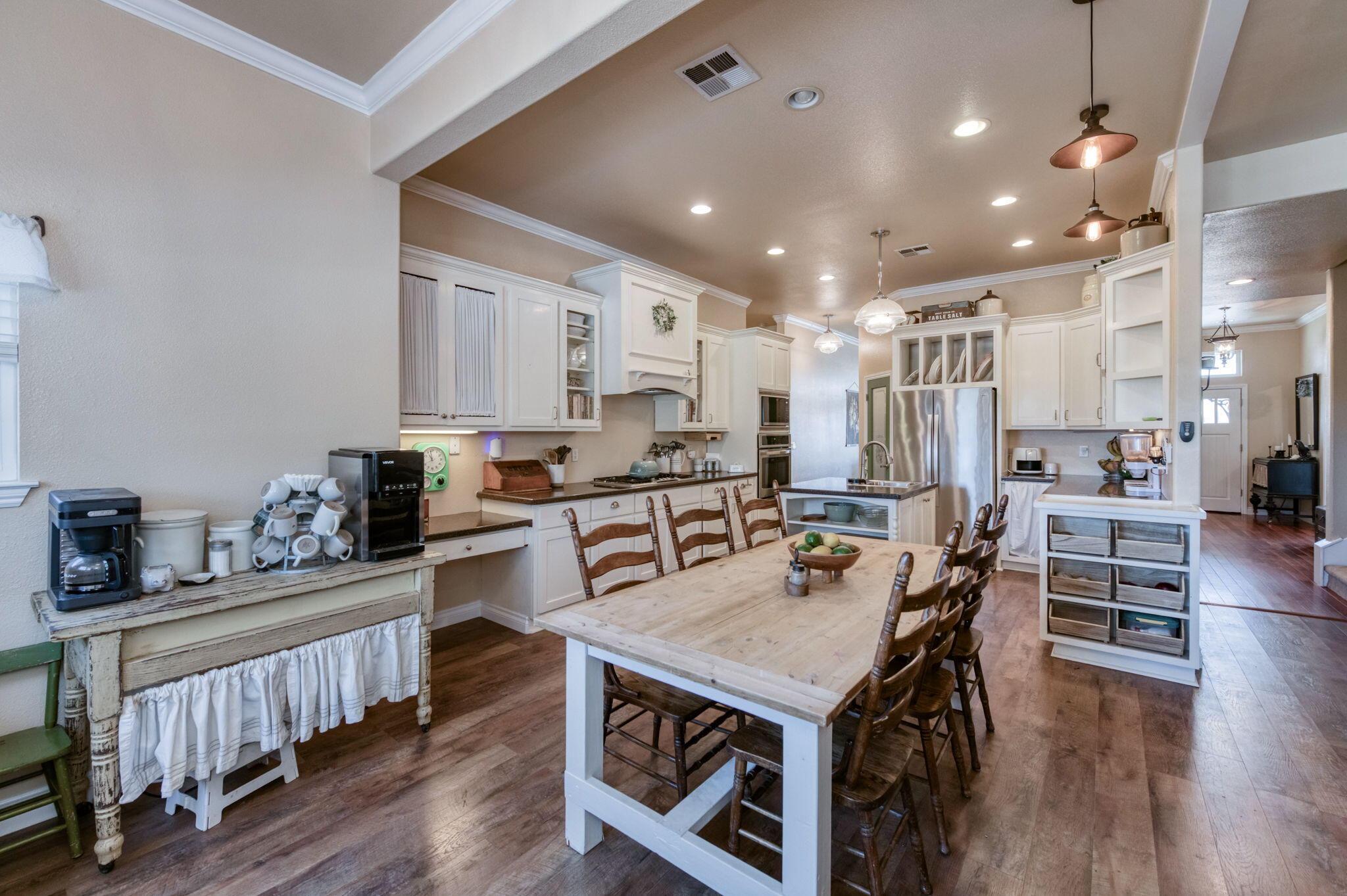1969 N Pederson Ave, Sanger, CA 93657