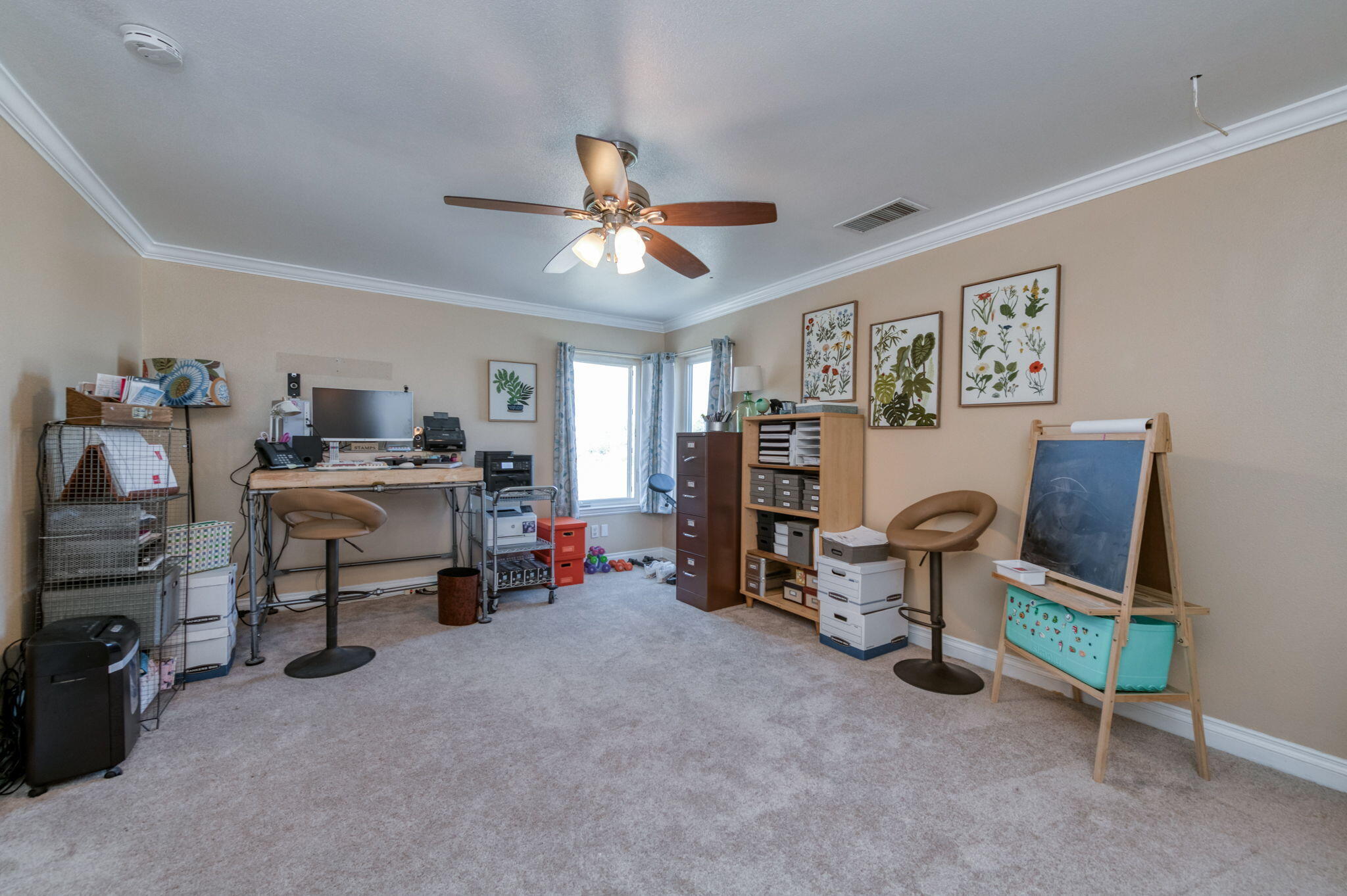 1969 N Pederson Ave, Sanger, CA 93657