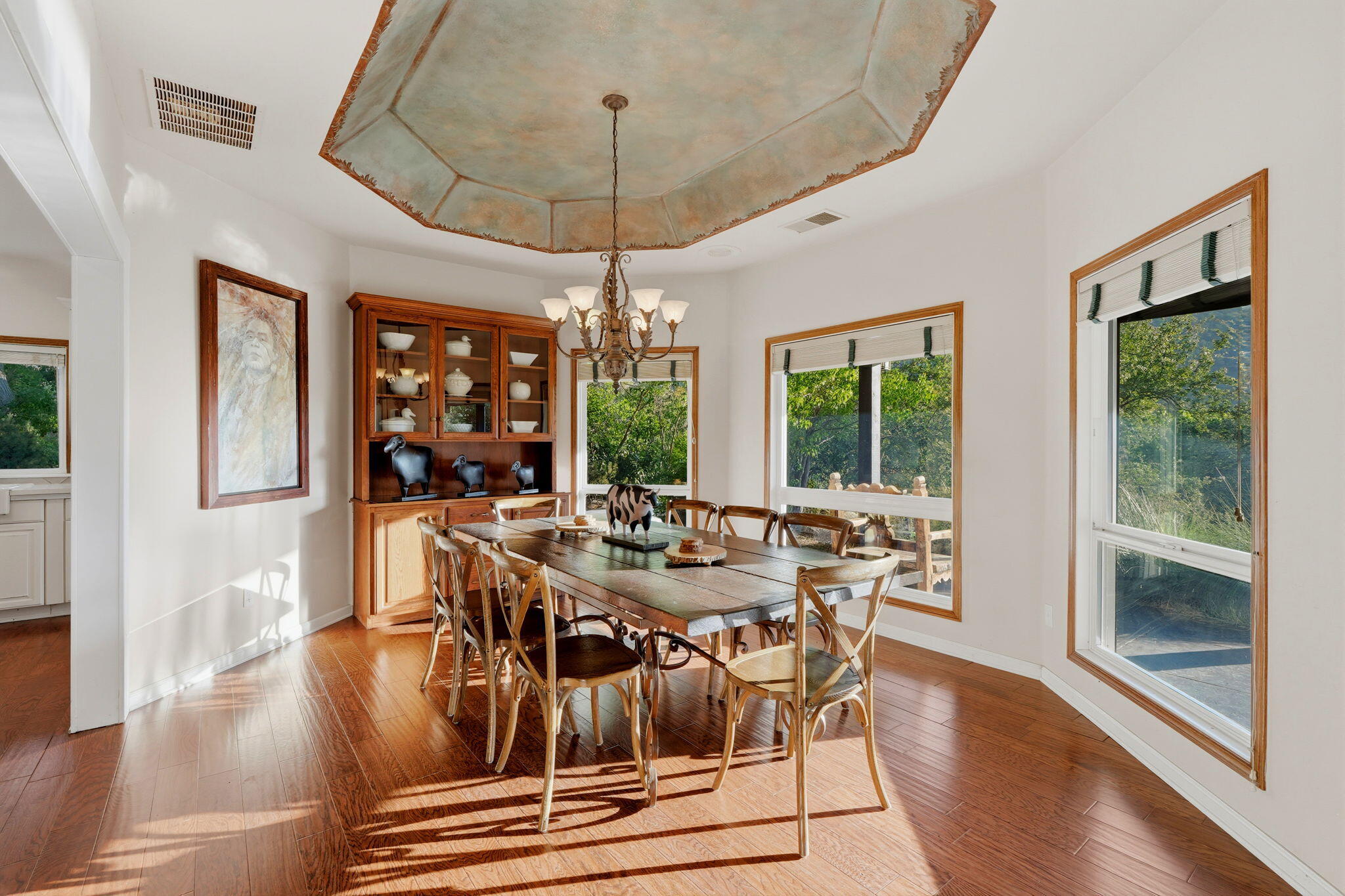 44159 Redbud Trl, Three Rivers, CA 93271