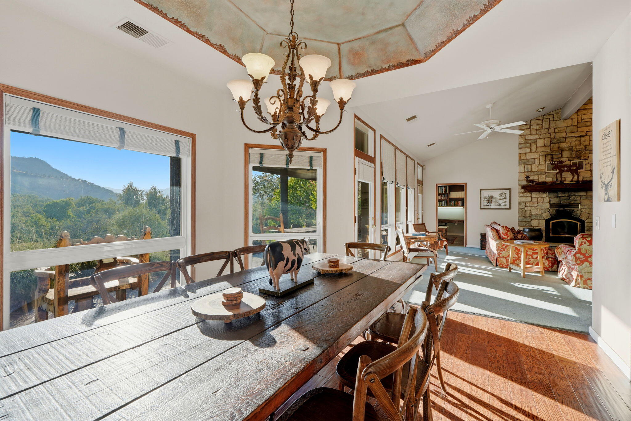 44159 Redbud Trl, Three Rivers, CA 93271