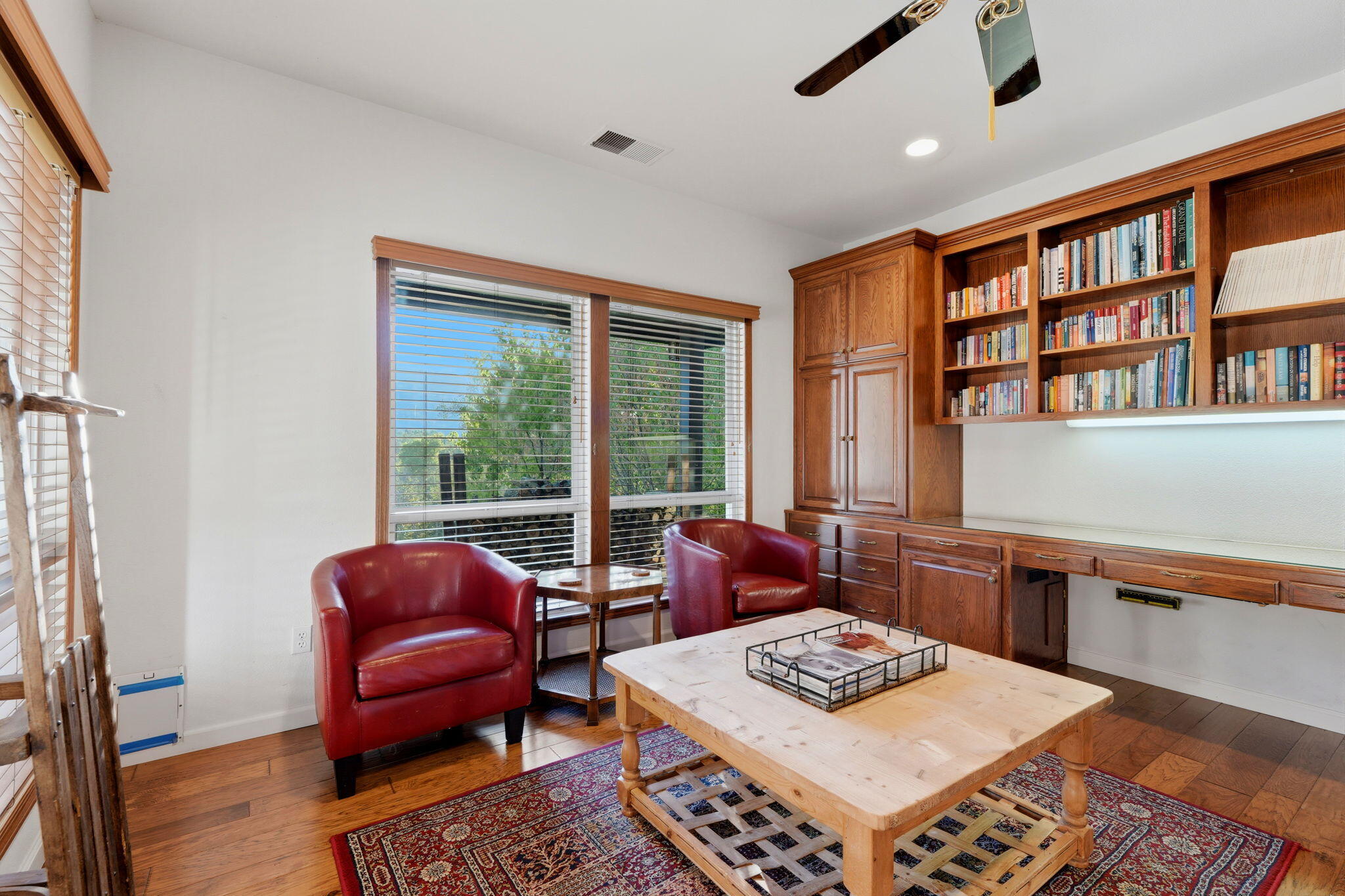 44159 Redbud Trl, Three Rivers, CA 93271