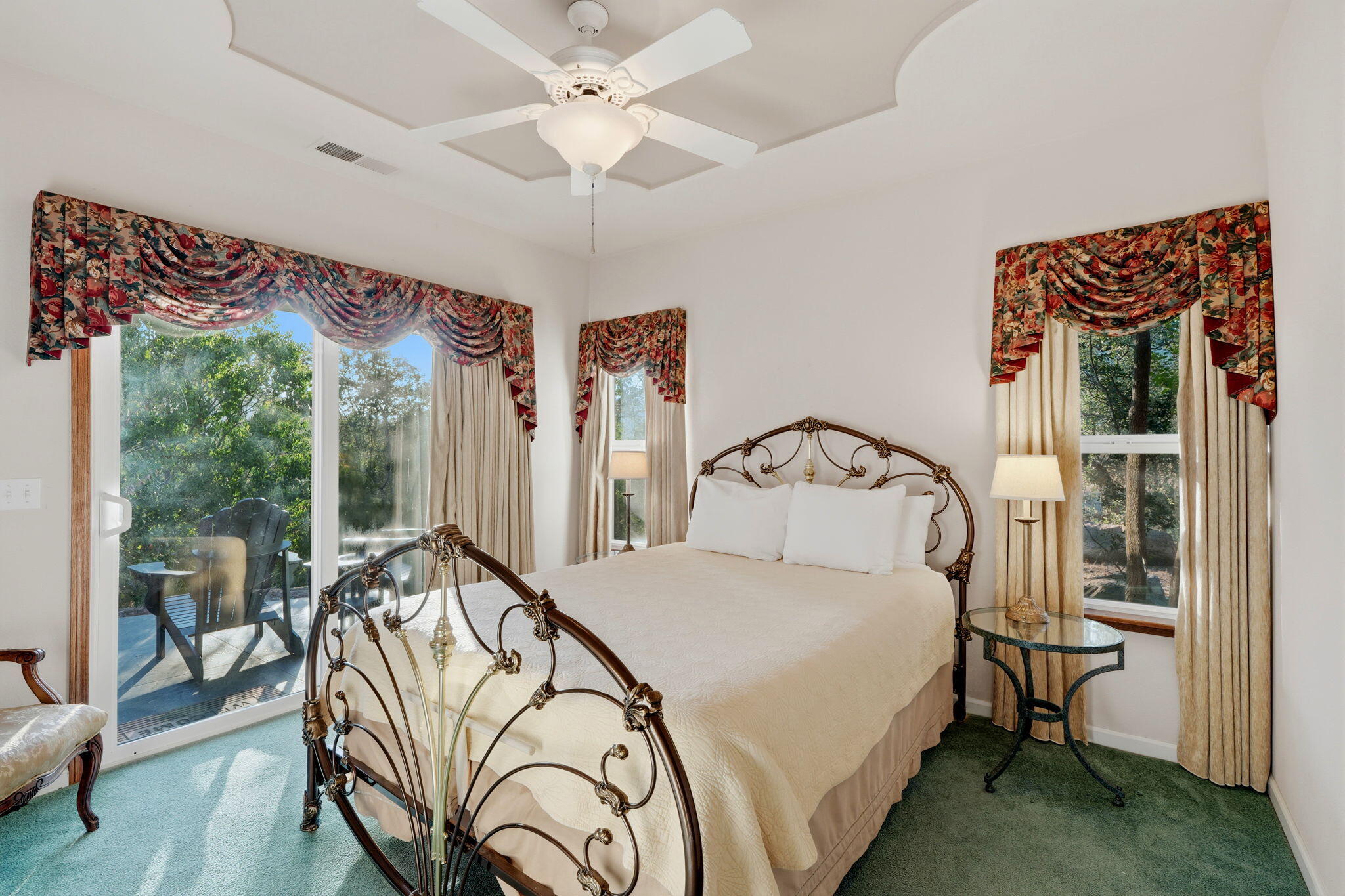 44159 Redbud Trl, Three Rivers, CA 93271