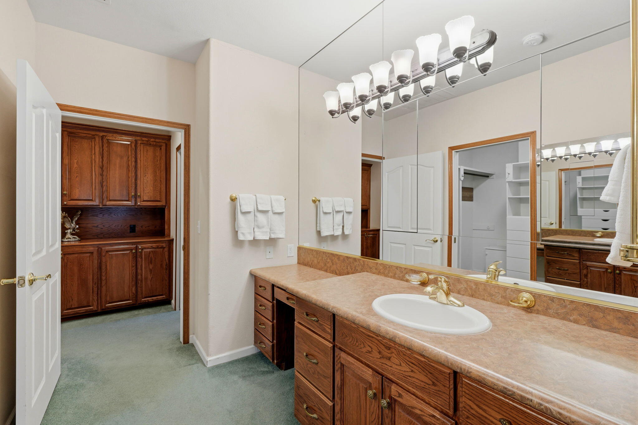 44159 Redbud Trl, Three Rivers, CA 93271