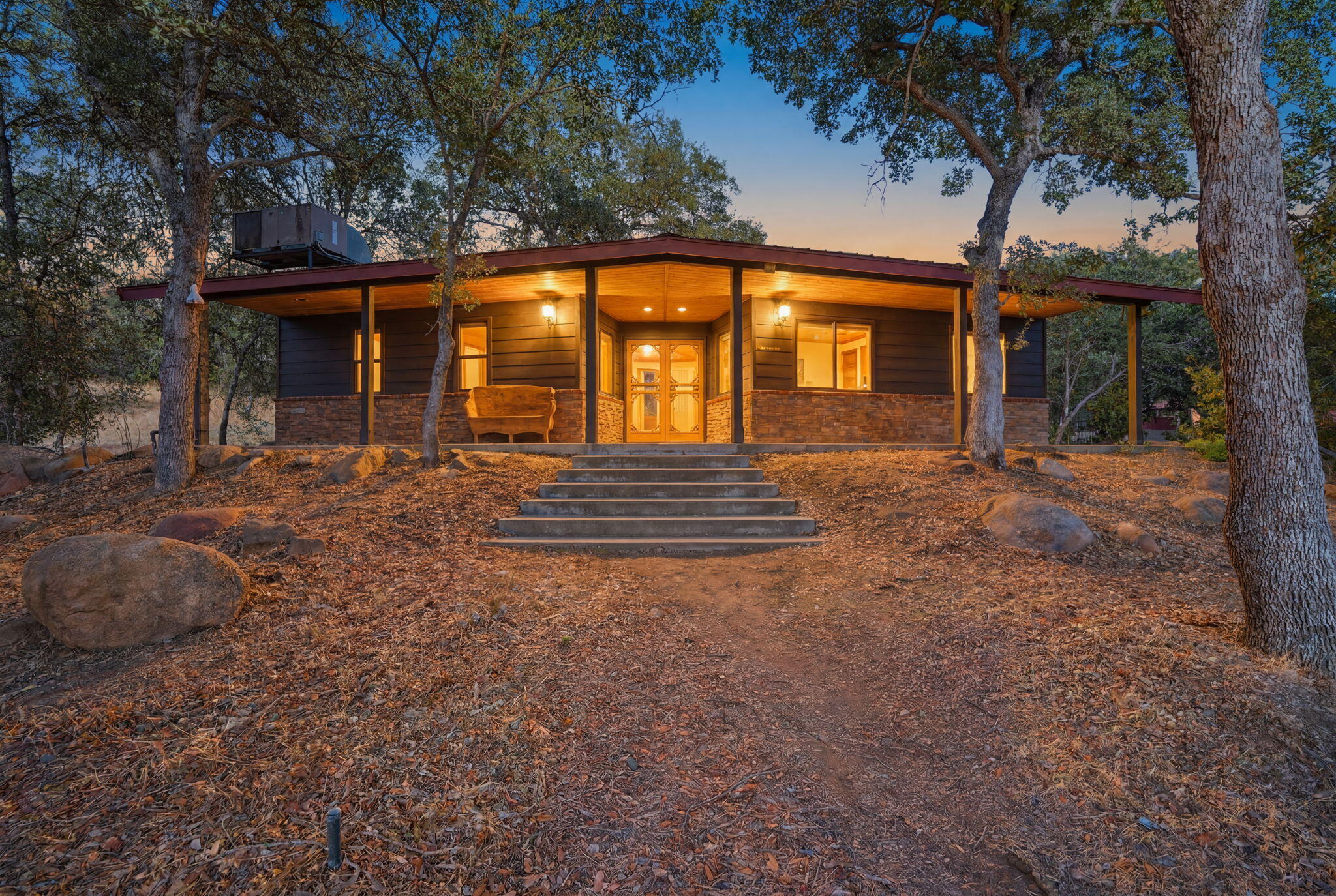 44159 Redbud Trl, Three Rivers, CA 93271