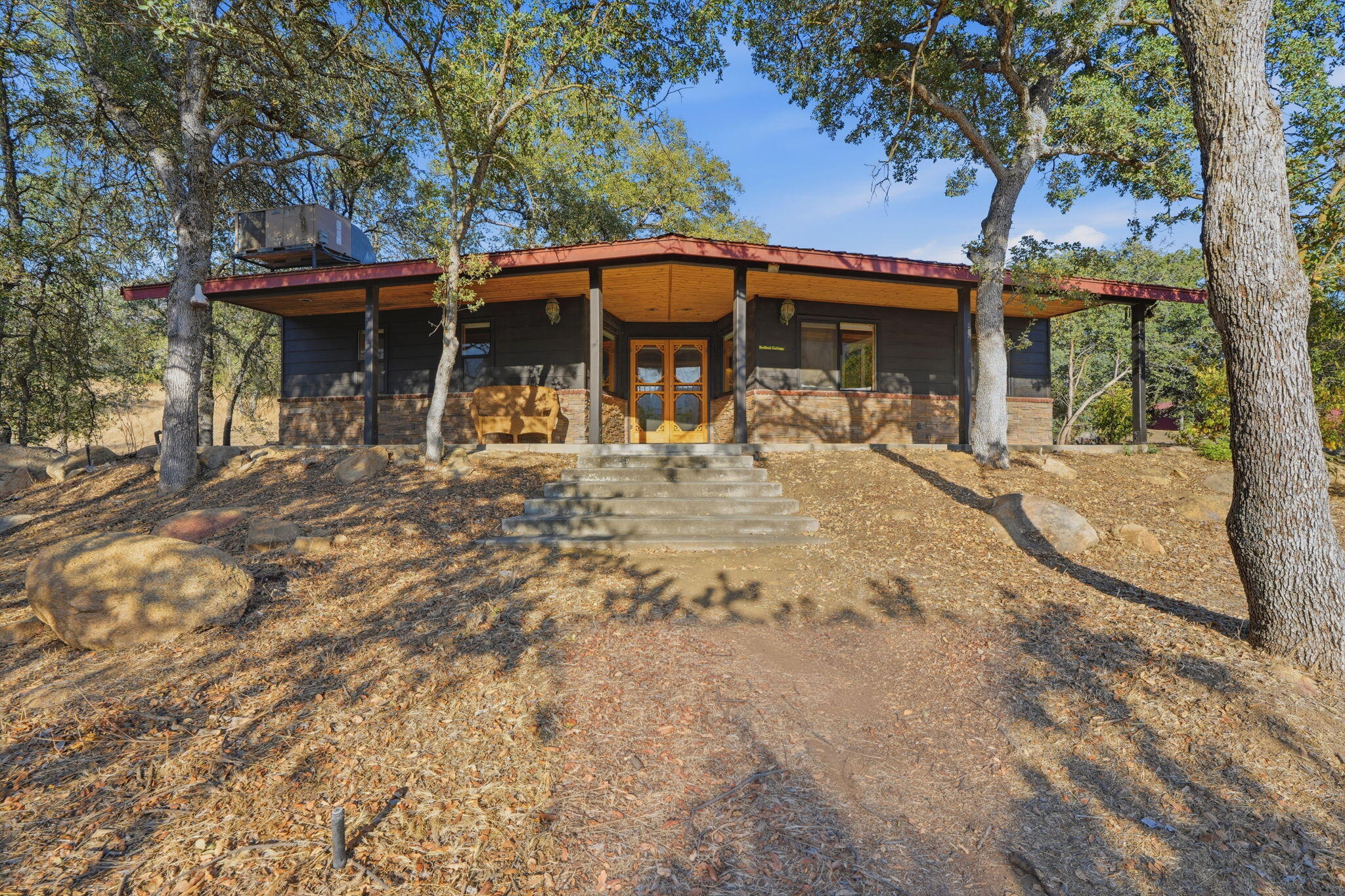 44159 Redbud Trl, Three Rivers, CA 93271