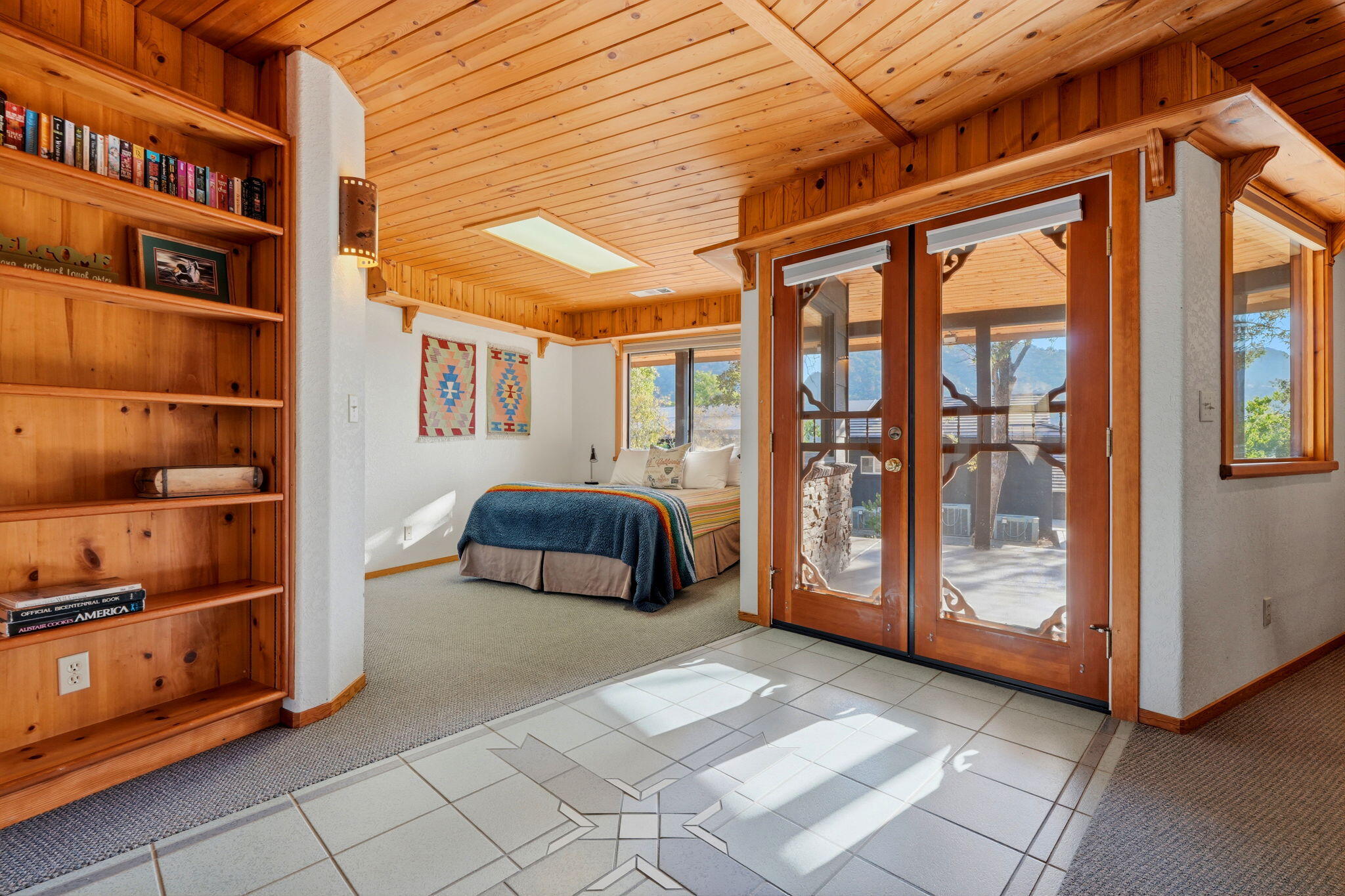 44159 Redbud Trl, Three Rivers, CA 93271
