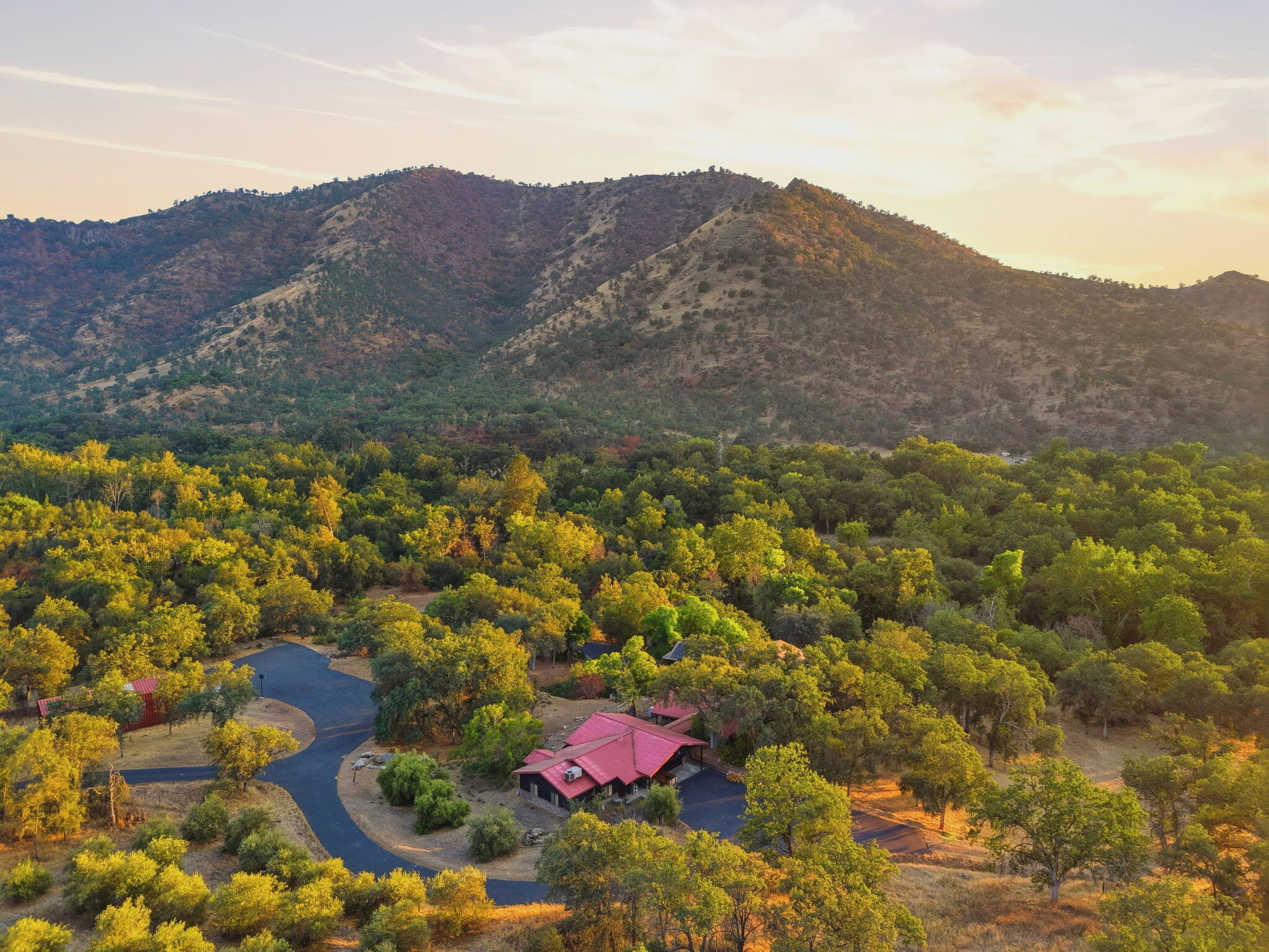 44159 Redbud Trl, Three Rivers, CA 93271