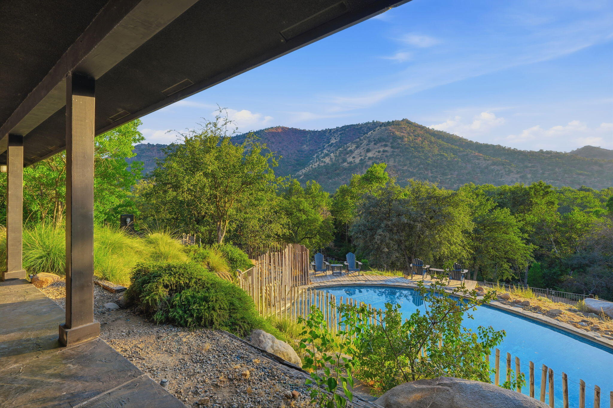 44159 Redbud Trl, Three Rivers, CA 93271