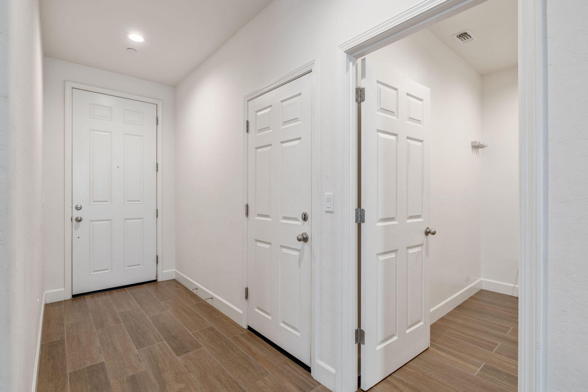 3315 S Meadowbrook St, Visalia, CA 93292