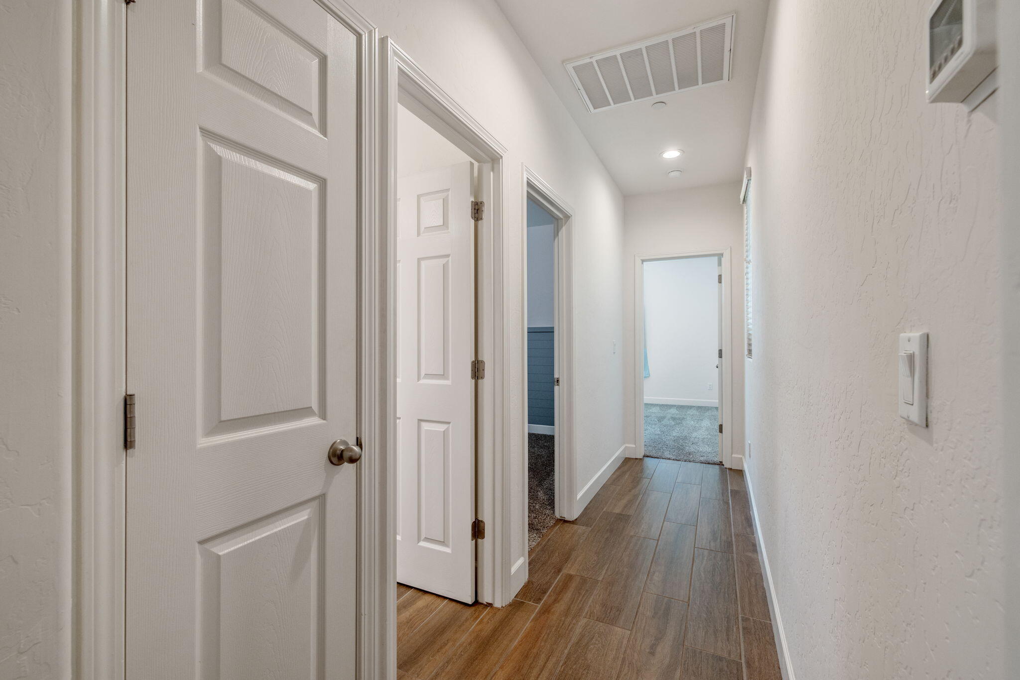 3315 S Meadowbrook St, Visalia, CA 93292