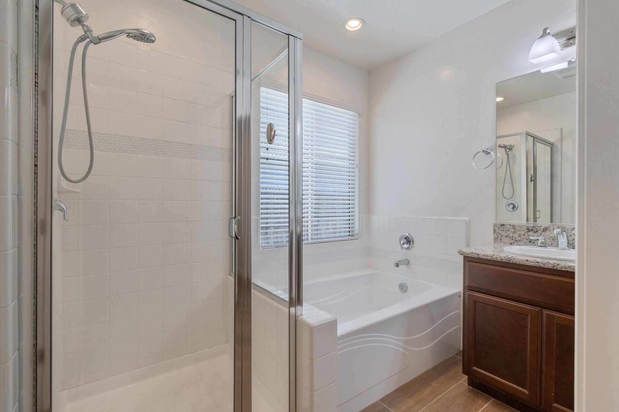 3315 S Meadowbrook St, Visalia, CA 93292