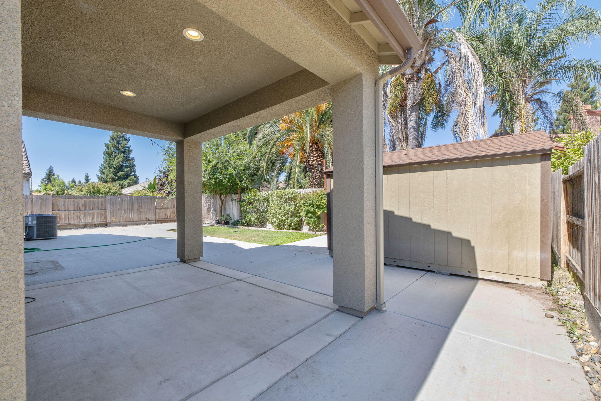 3315 S Meadowbrook St, Visalia, CA 93292