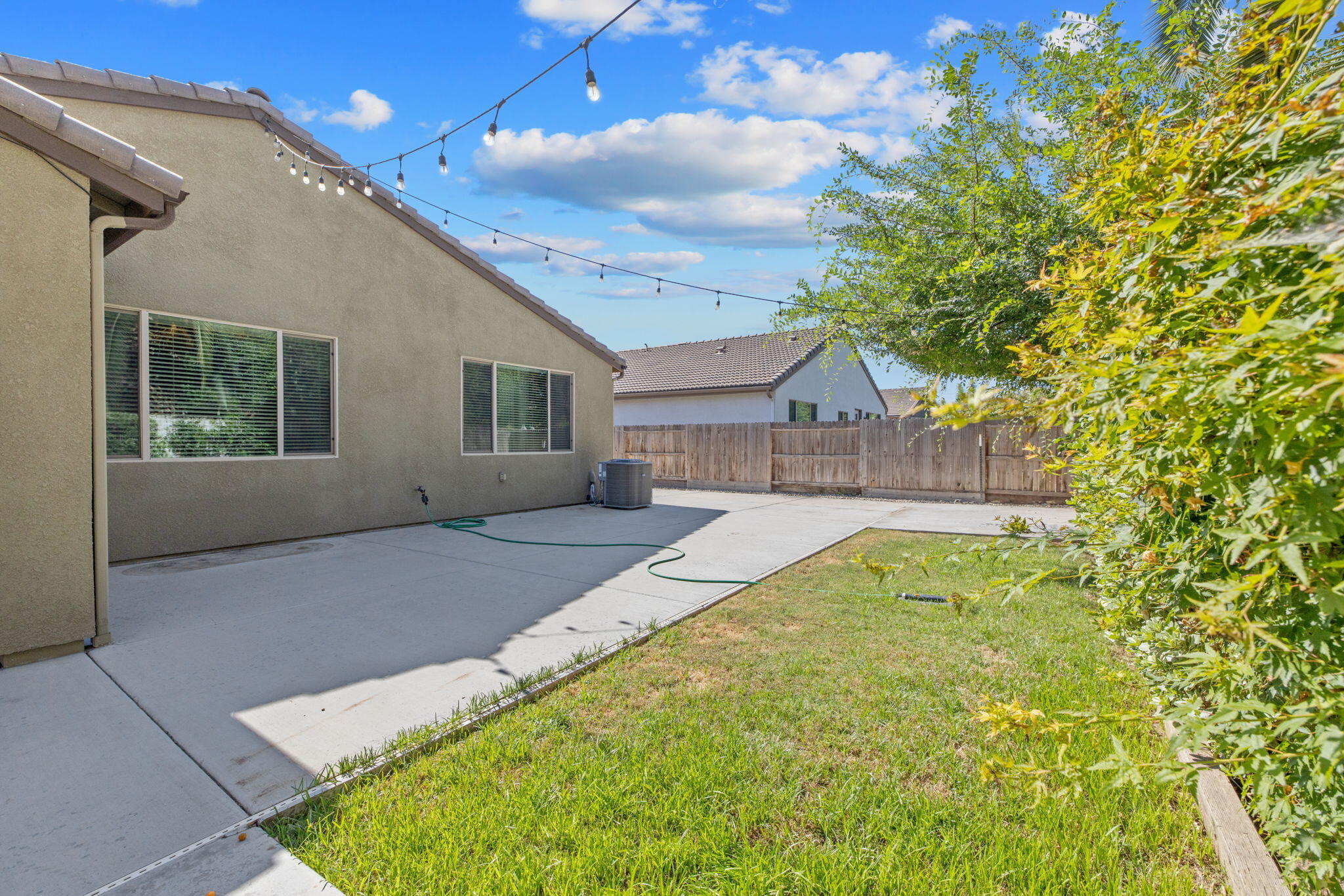 3315 S Meadowbrook St, Visalia, CA 93292