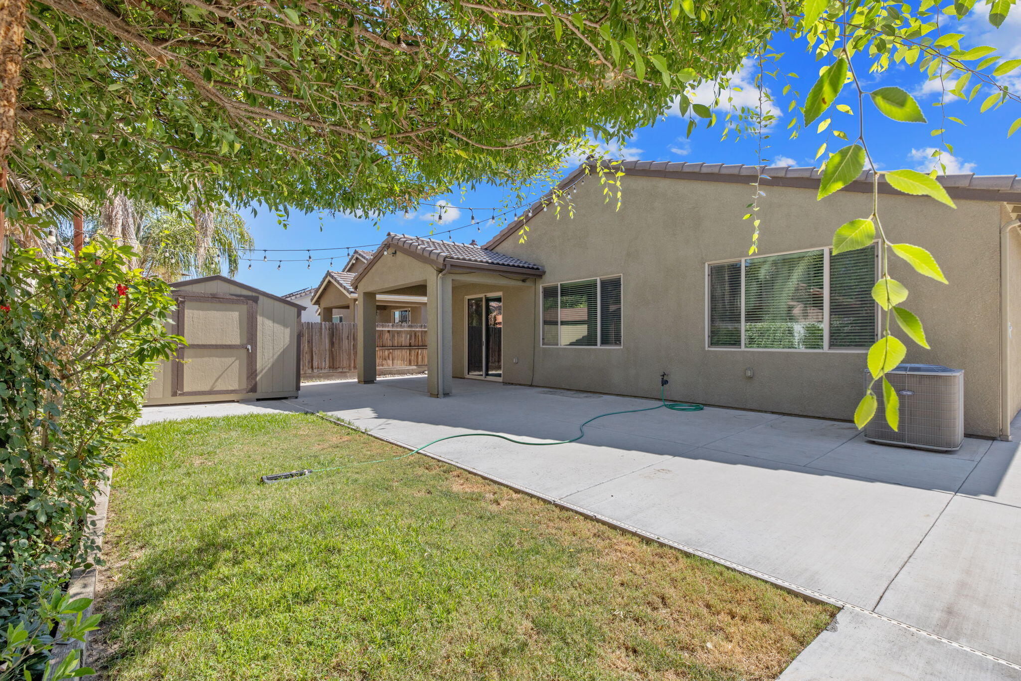 3315 S Meadowbrook St, Visalia, CA 93292