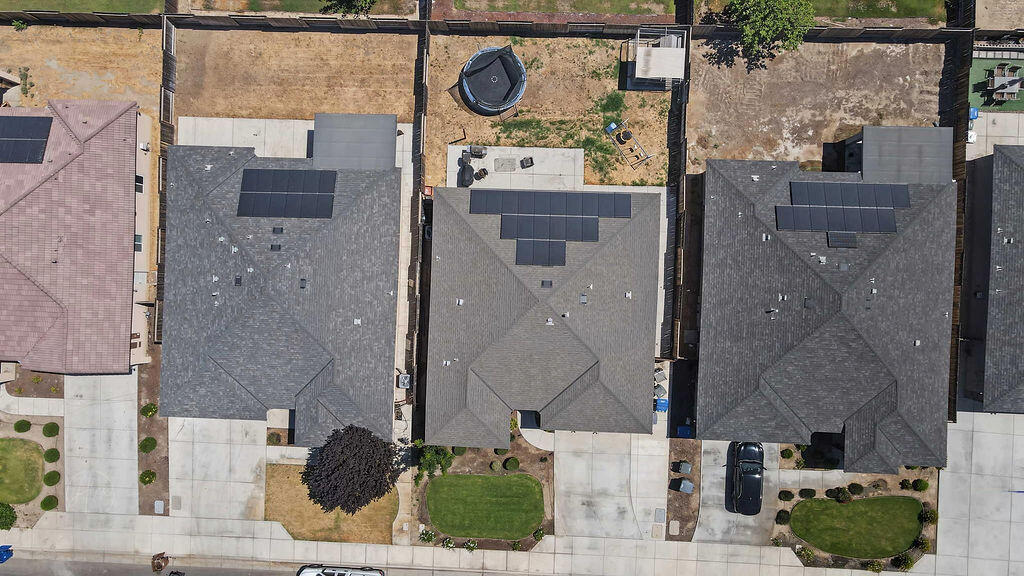 1309 Eagle Creek St, Bakersfield, CA 93307