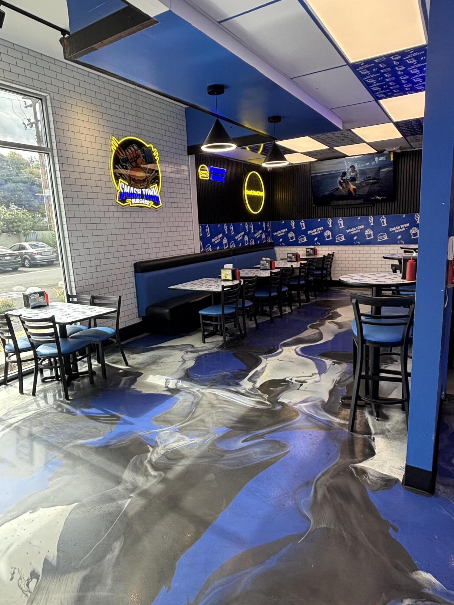 714 S Mooney Blvd, Visalia, CA 93277