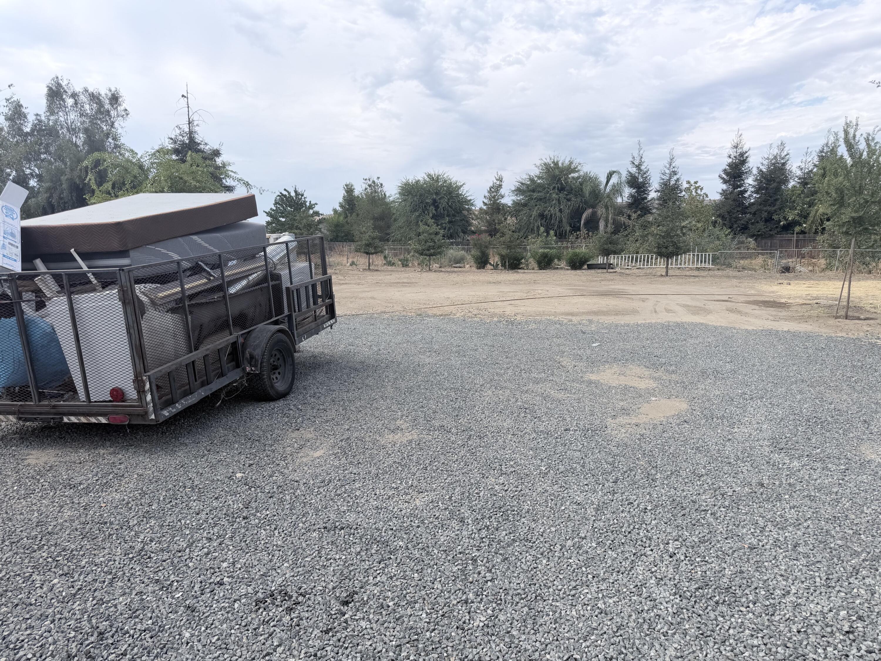 2278 W Henderson Ave, Porterville, CA 93257