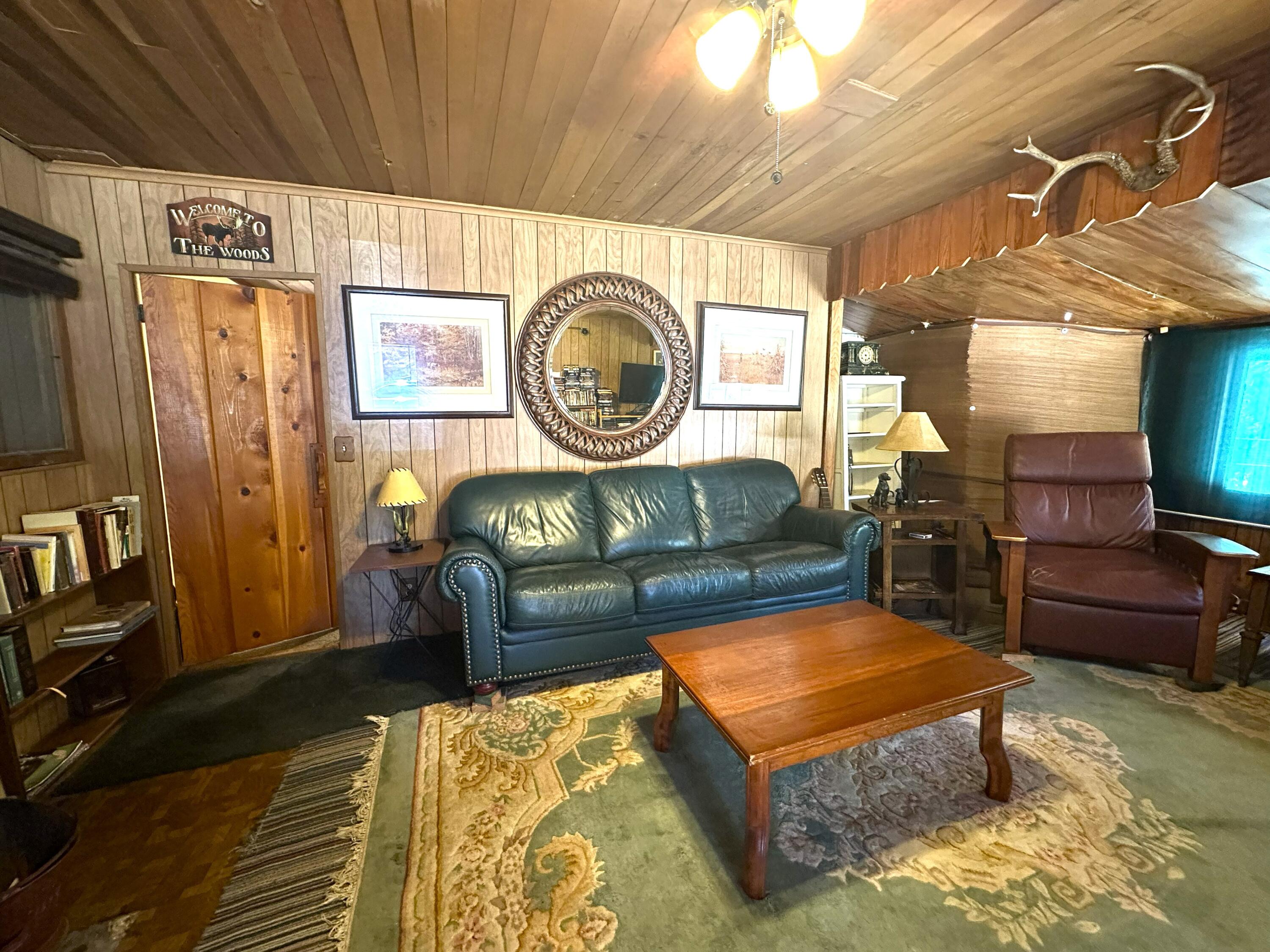 18 White River Road, California Hot Springs, CA 93207