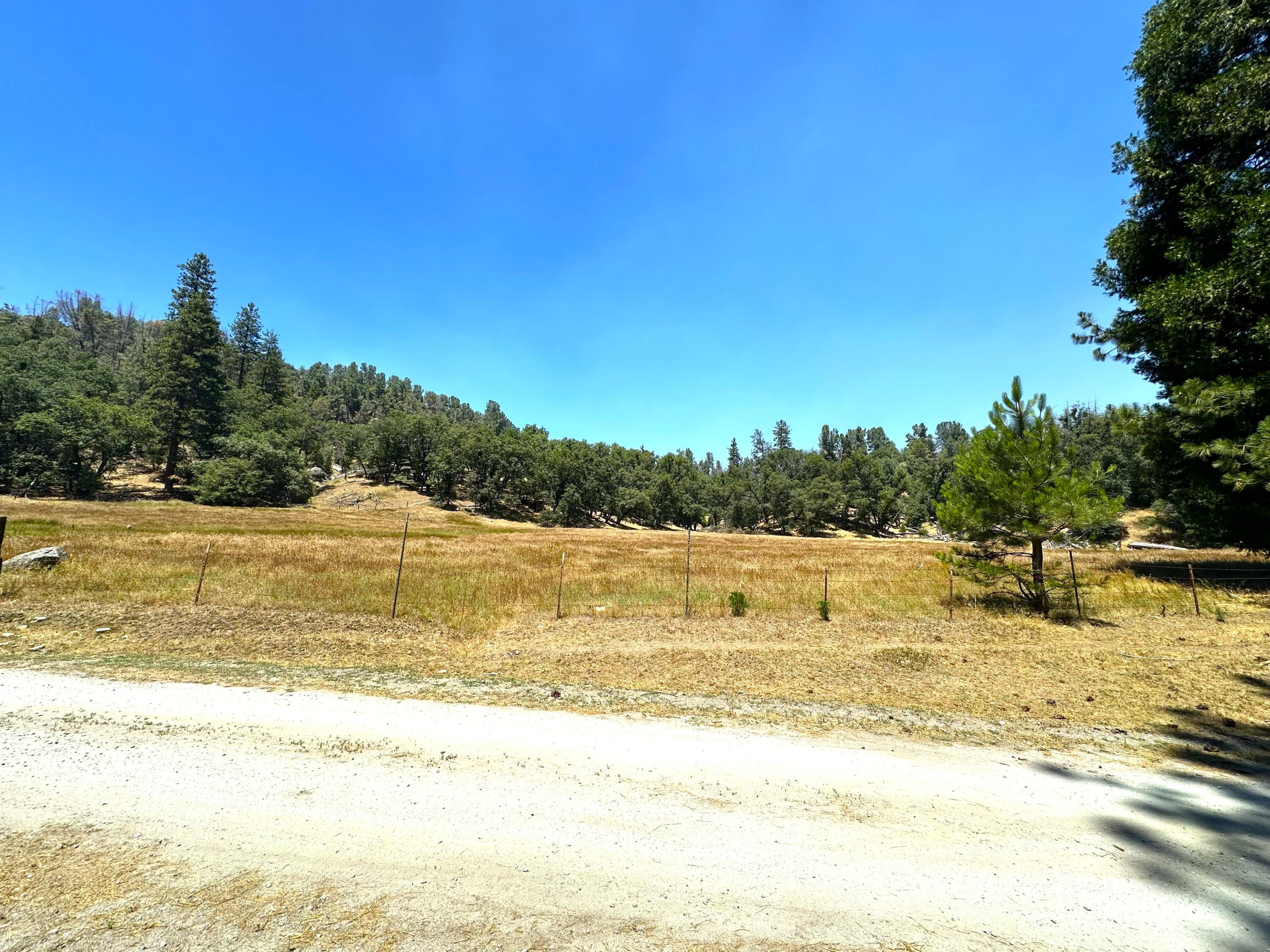 18 White River Road, California Hot Springs, CA 93207