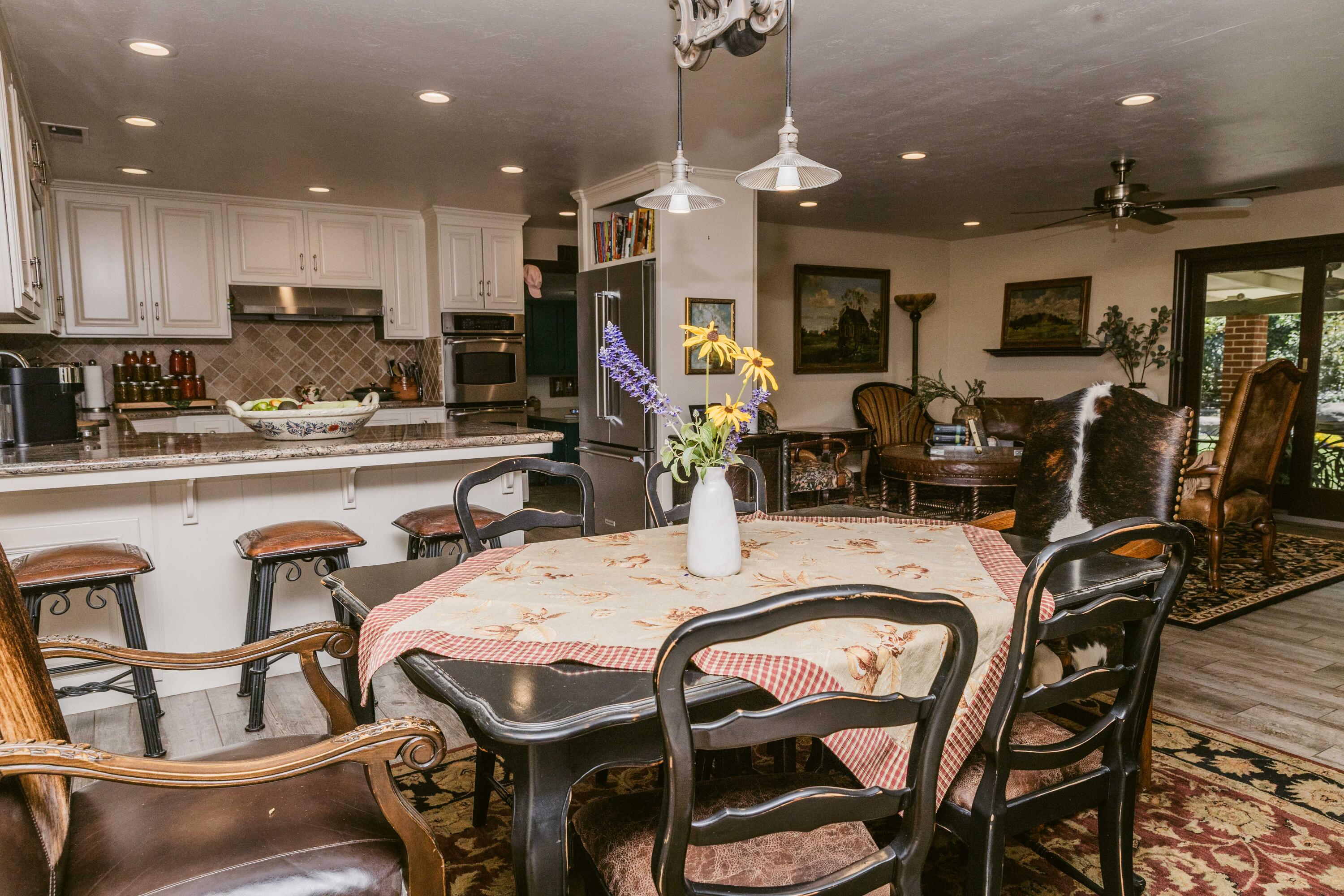 23894 Rd 126, Tulare, CA 93274