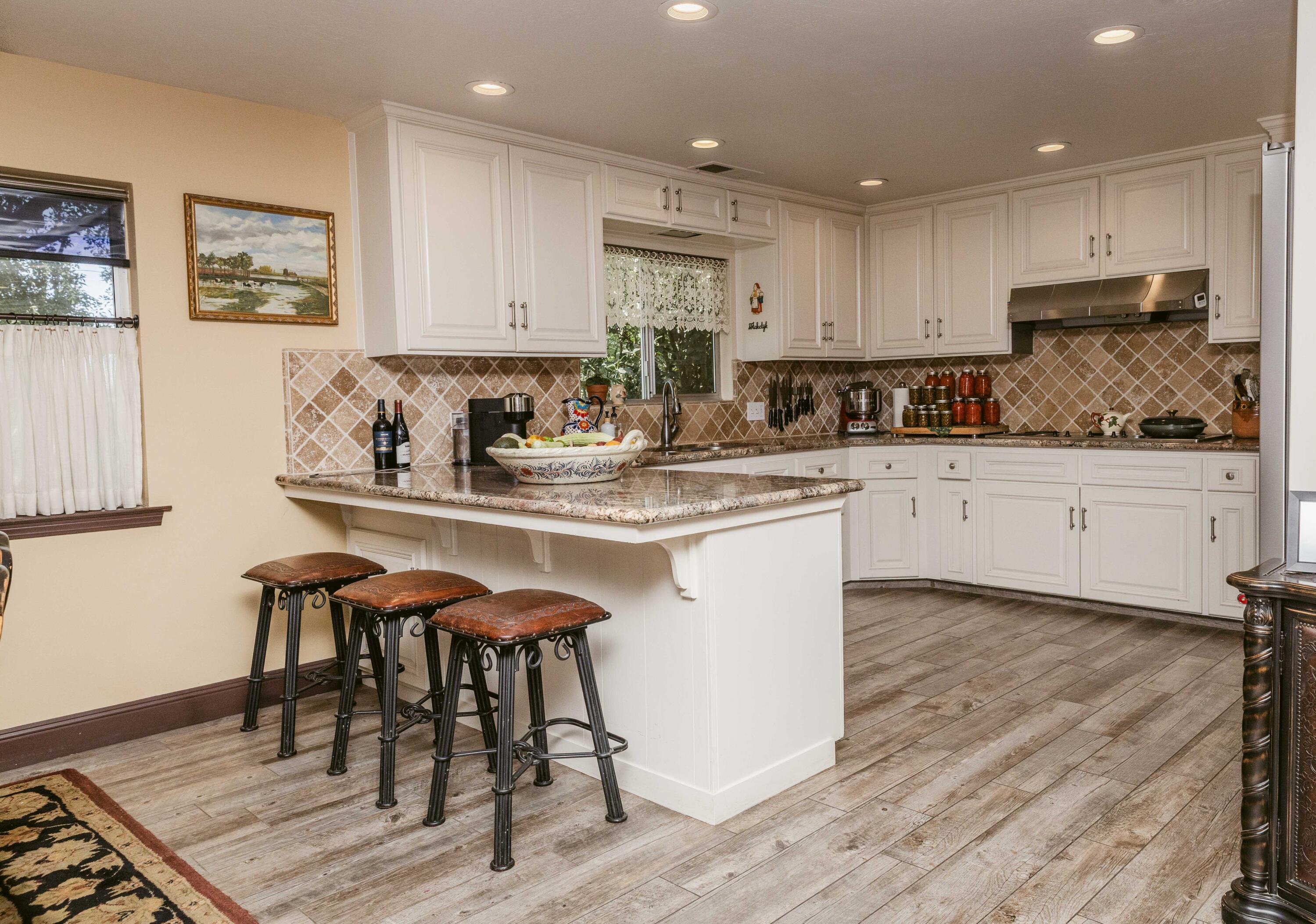 23894 Rd 126, Tulare, CA 93274