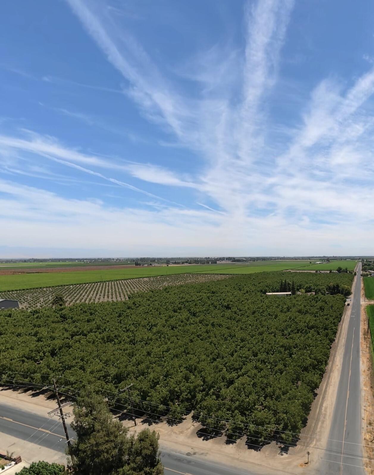 23894 Rd 126, Tulare, CA 93274