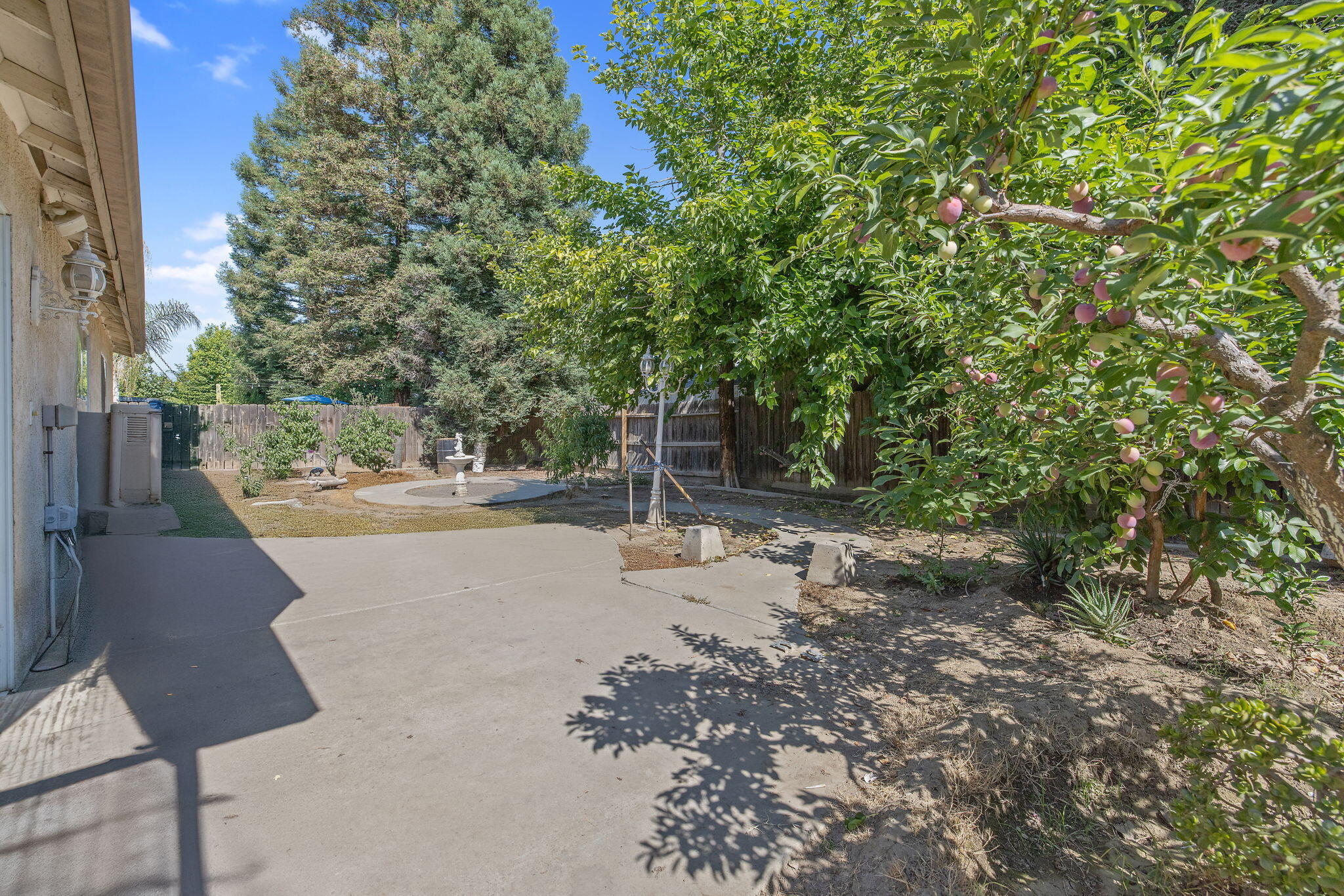 3936 W Delta Ave, Visalia, CA 93291