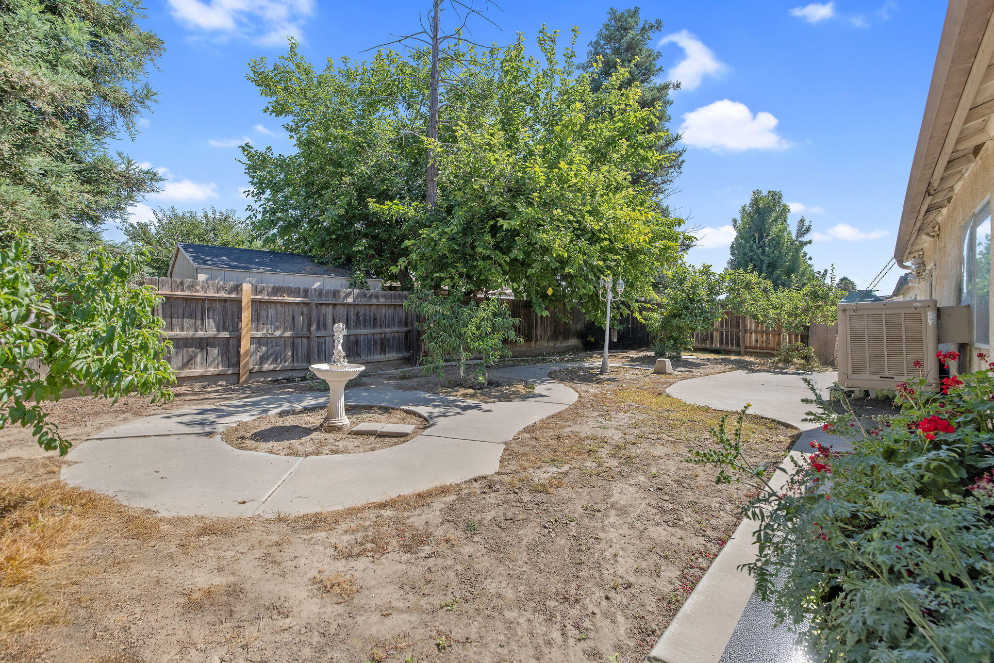 3936 W Delta Ave, Visalia, CA 93291