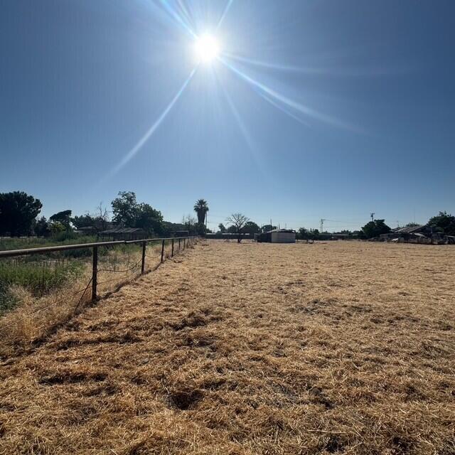 1686 E Foster Dr ##h, Tulare, CA 93274