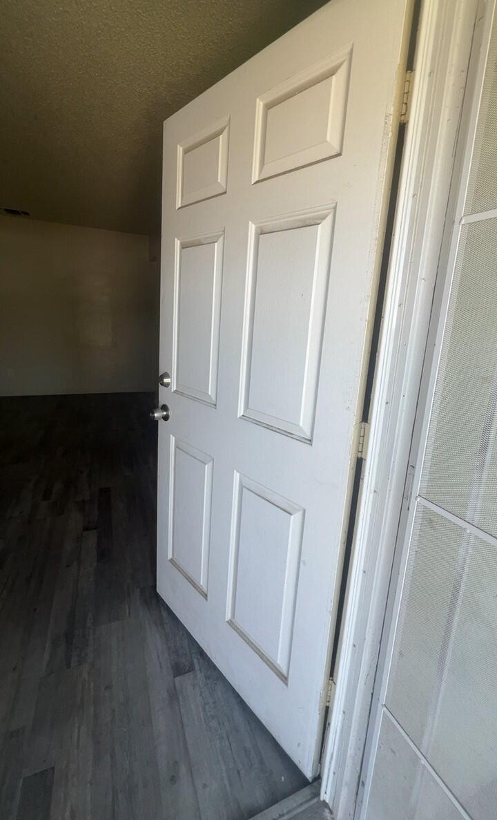 1911 W Princeton Ave, Visalia, CA 93277