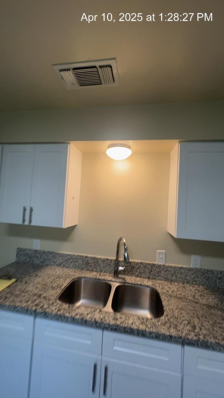 1911 W Princeton Ave, Visalia, CA 93277