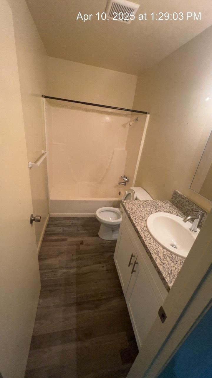 1911 W Princeton Ave, Visalia, CA 93277