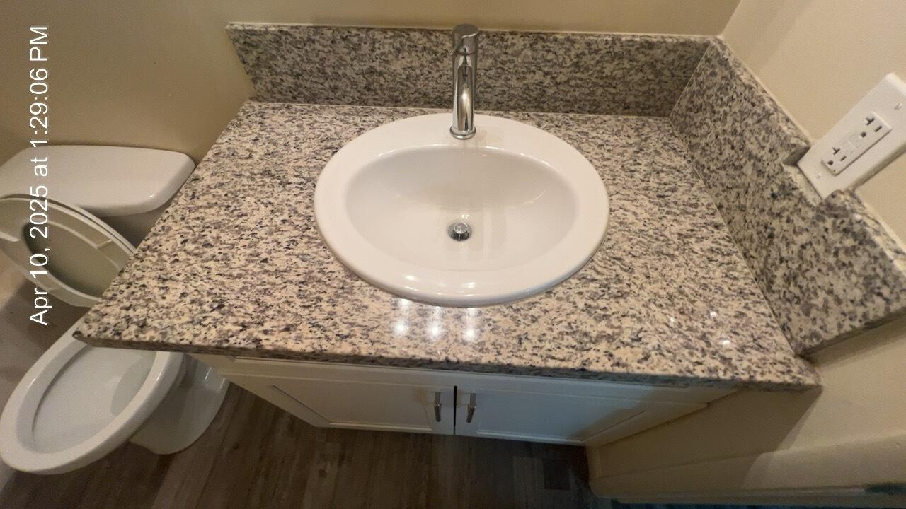 1911 W Princeton Ave, Visalia, CA 93277