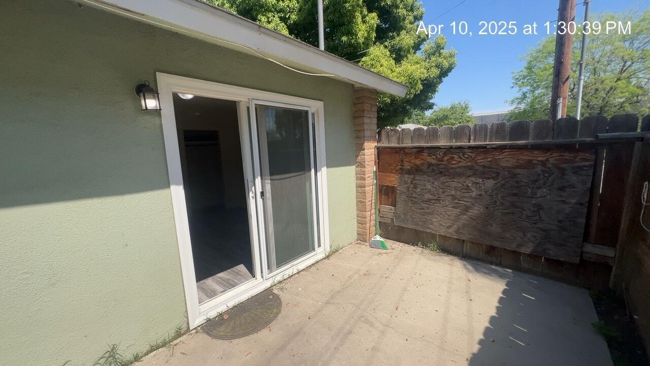 1911 W Princeton Ave, Visalia, CA 93277
